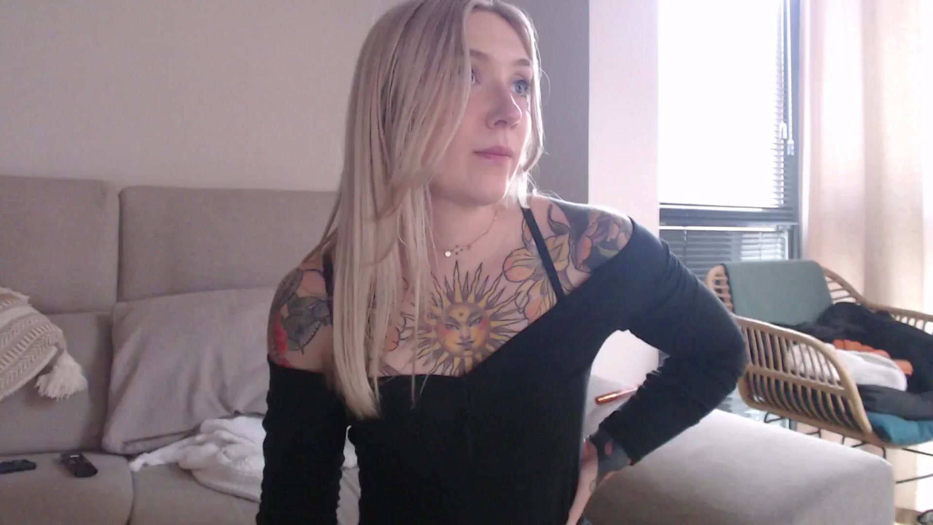 Gallery image thumbnail from Tattoo_bbgirl's myfreecams stream on, 05/15/2025, 19:00 image 15 of 20