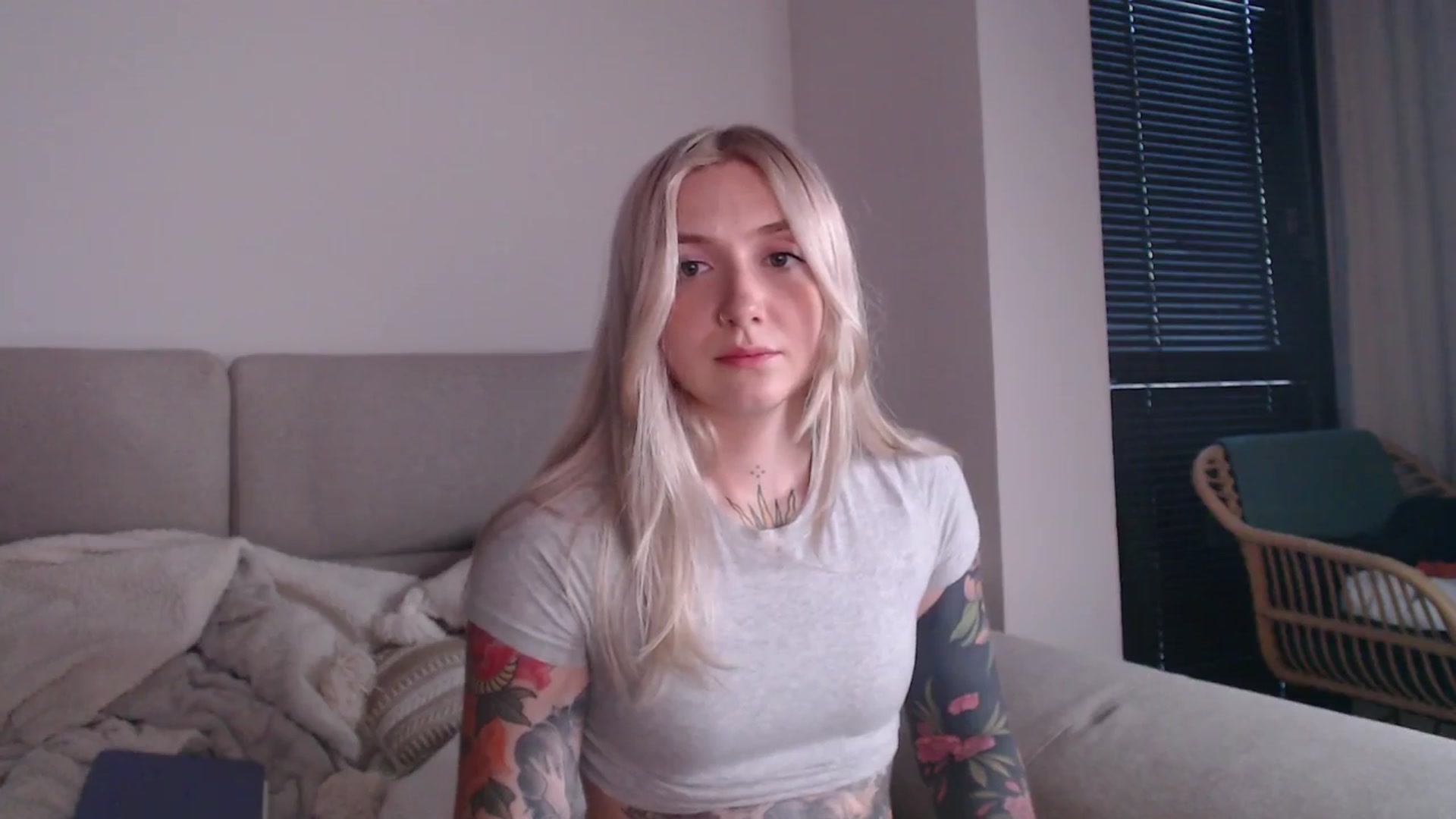 Gallery image thumbnail from Tattoo_bbgirl's myfreecams stream on, 05/16/2025, 19:32 image 16 of 20