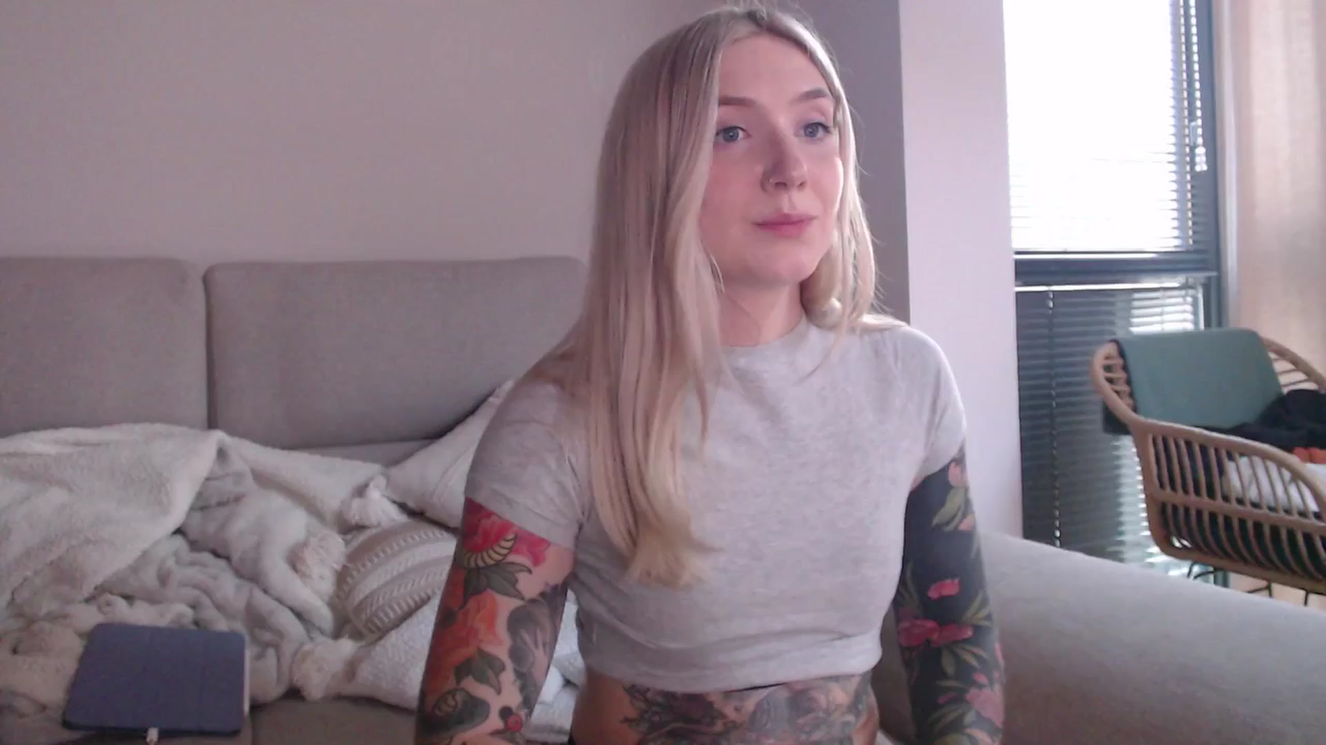 Gallery image thumbnail from Tattoo_bbgirl's myfreecams stream on, 05/16/2025, 19:32 image 1 of 20