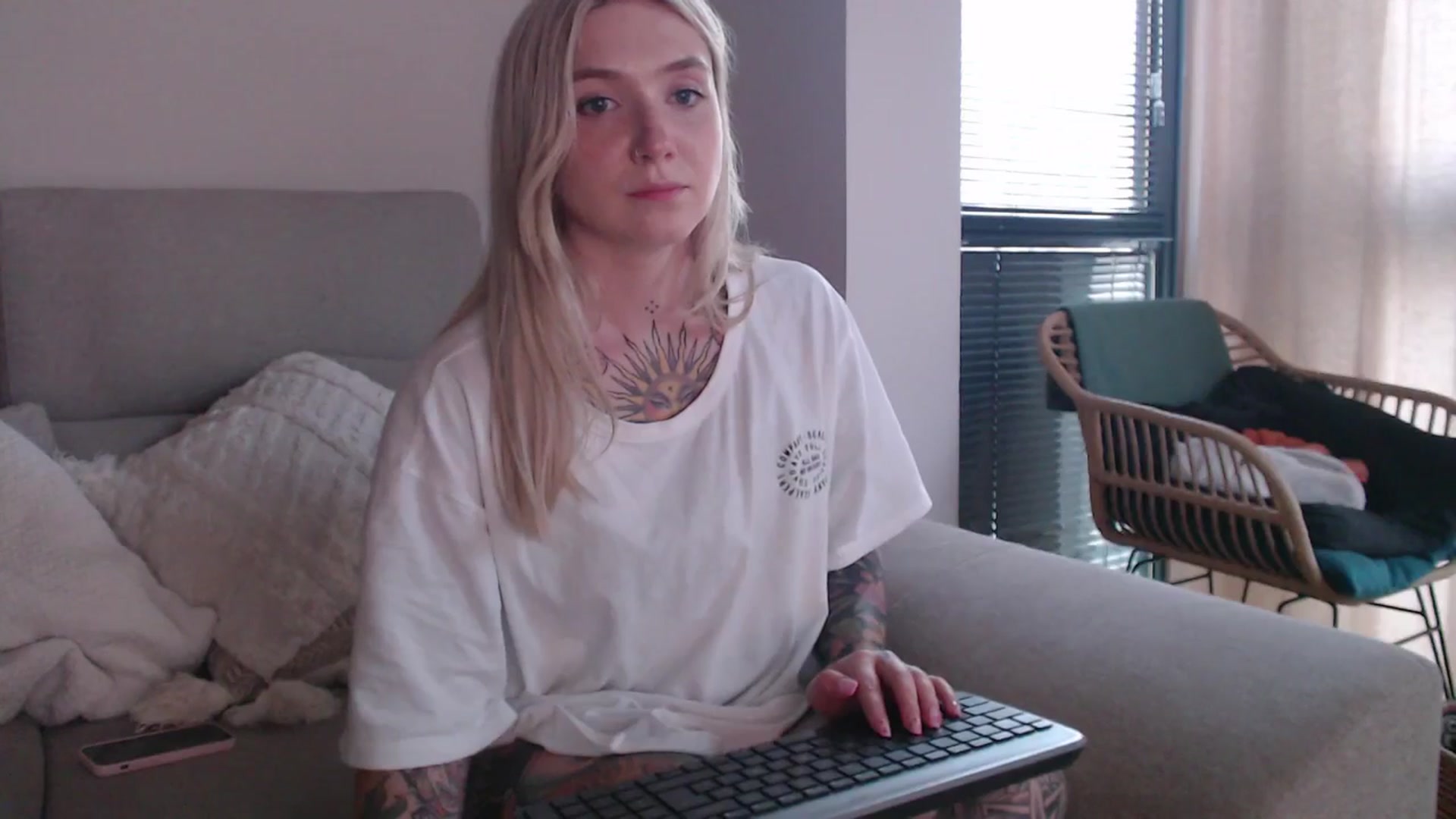 Gallery image thumbnail from Tattoo_bbgirl's myfreecams stream on, 05/19/2025, 19:38 image 17 of 20