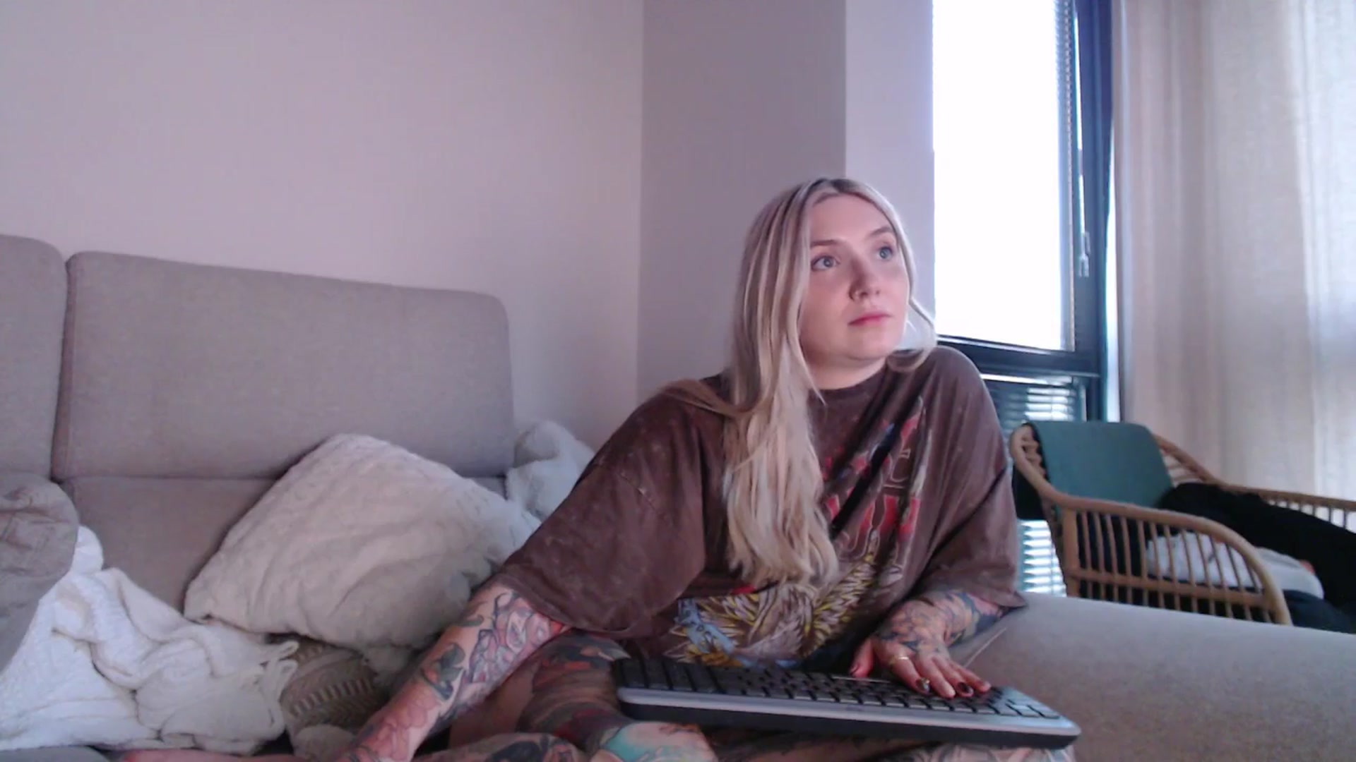 Gallery image thumbnail from Tattoo_bbgirl's myfreecams stream on, 05/24/2025, 19:44 image 18 of 20