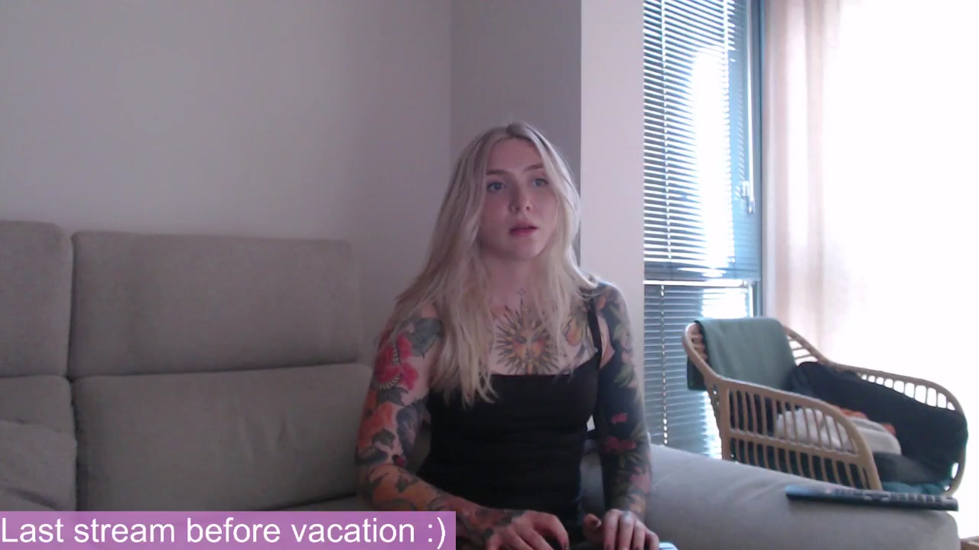 Gallery image thumbnail from Tattoo_bbgirl's myfreecams stream on, 05/27/2025, 17:28 image 12 of 20