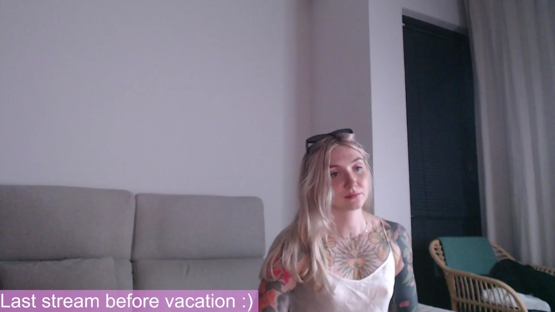 Gallery image thumbnail from Tattoo_bbgirl's myfreecams stream on, 05/27/2025, 21:43 image 11 of 20