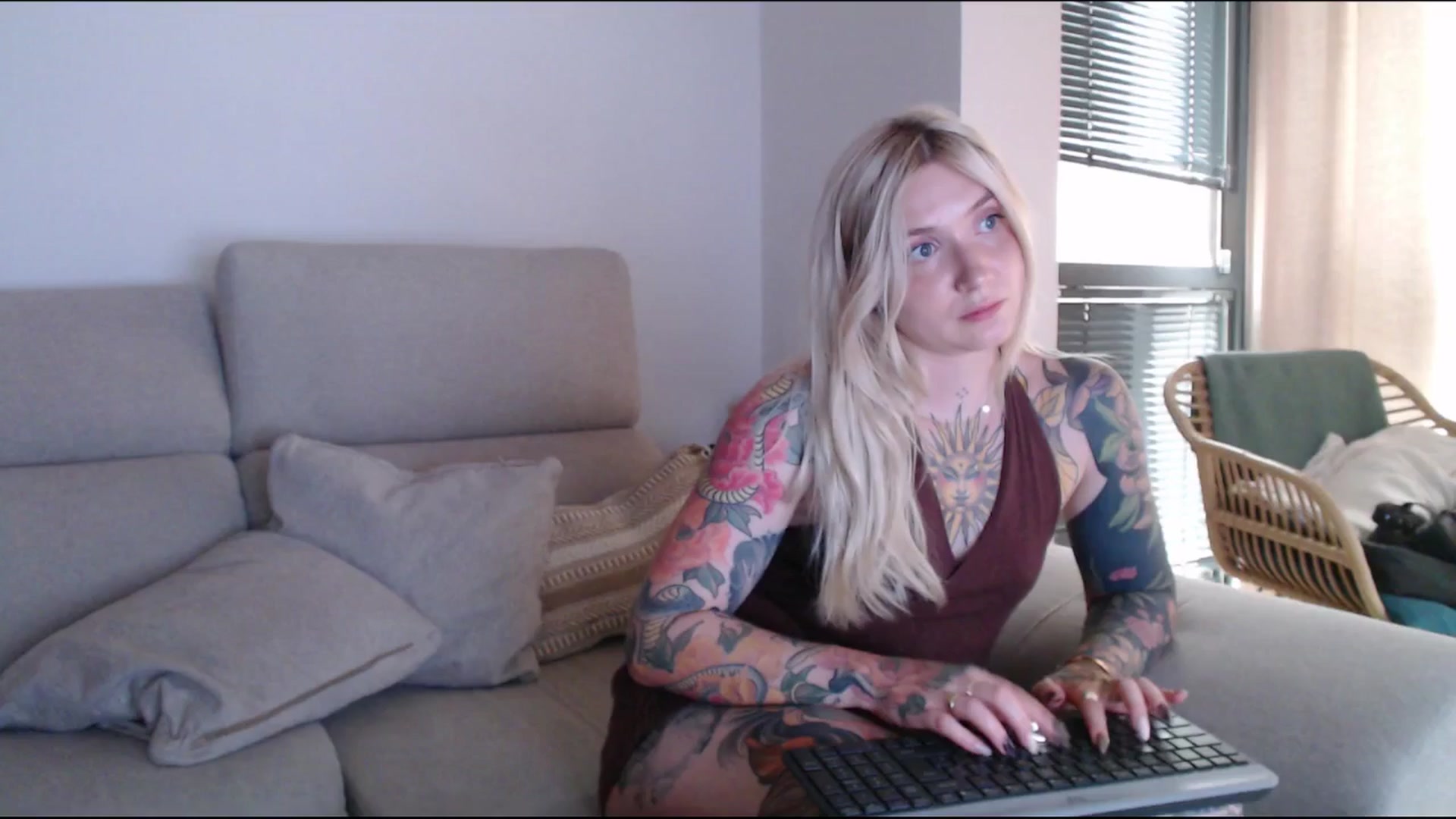 Gallery image thumbnail from Tattoo_bbgirl's myfreecams stream on, 06/09/2025, 21:06 image 7 of 20