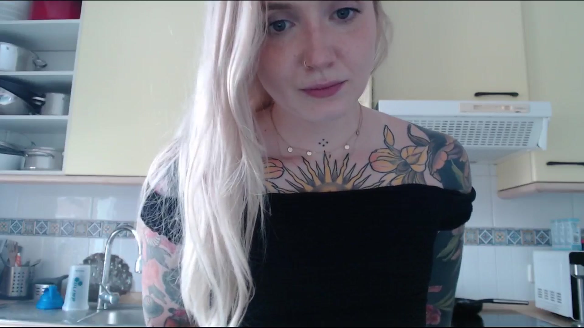 Gallery image thumbnail from Tattoo_bbgirl's myfreecams stream on, 06/10/2025, 18:18 image 9 of 20