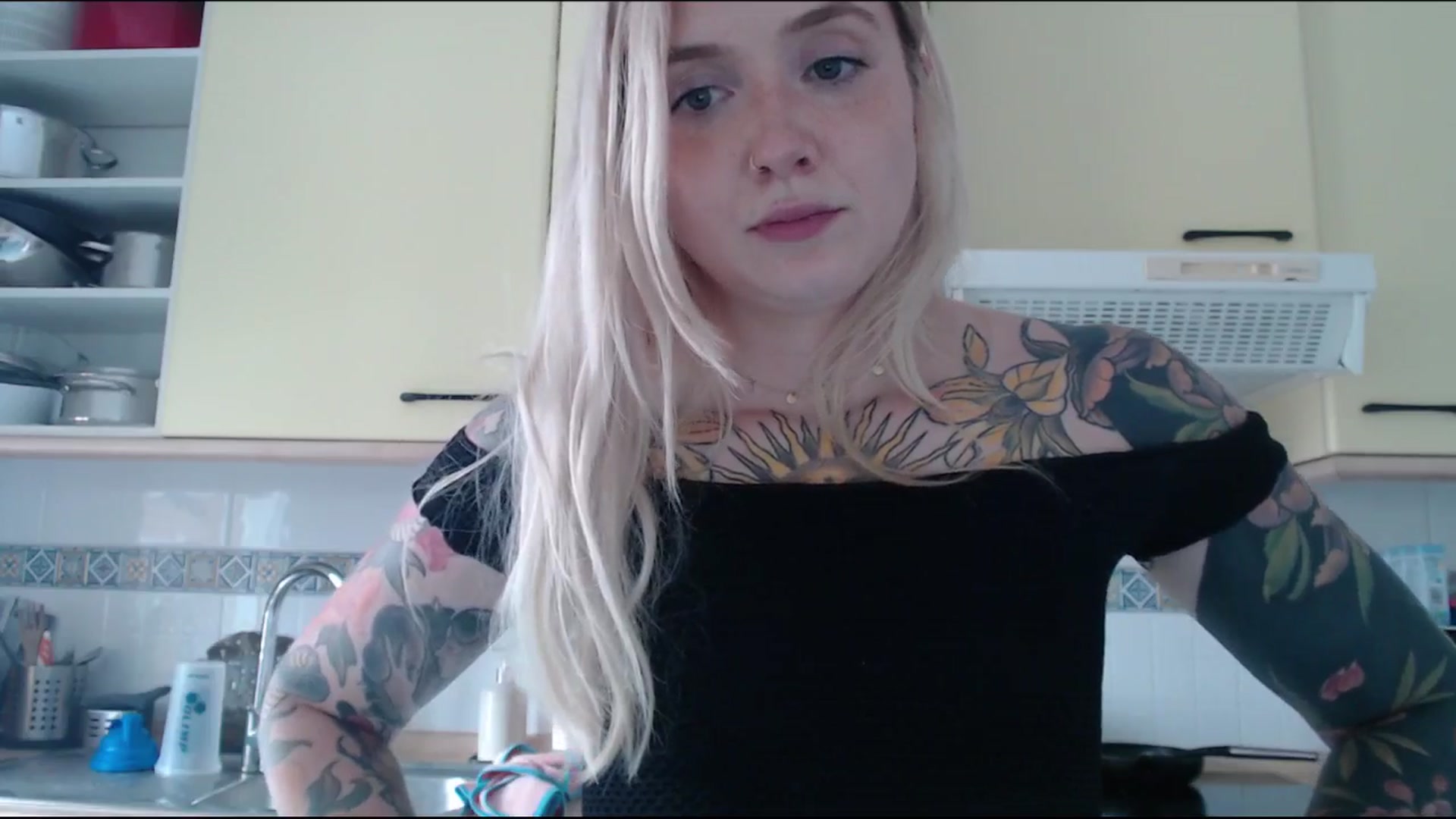 Gallery image thumbnail from Tattoo_bbgirl's myfreecams stream on, 06/10/2025, 18:18 image 8 of 20