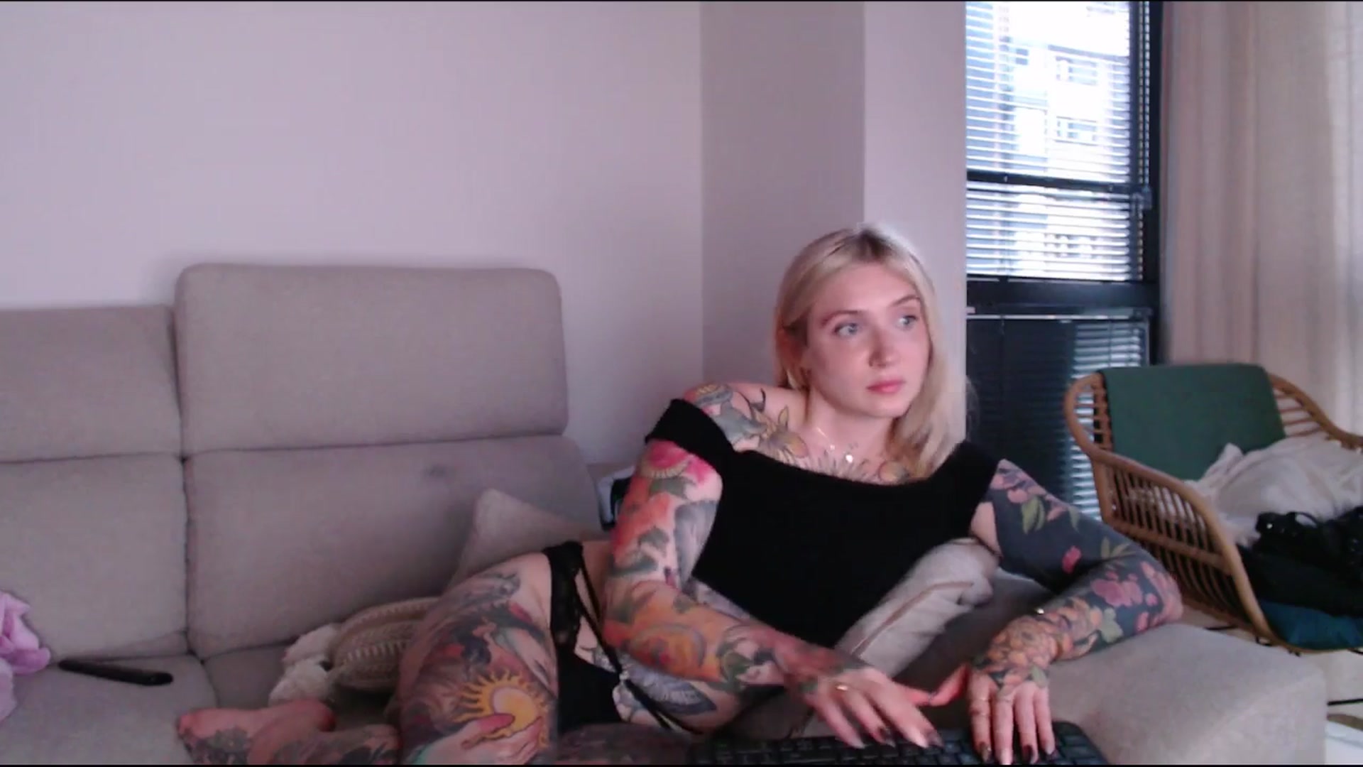 Gallery image thumbnail from Tattoo_bbgirl's myfreecams stream on, 06/10/2025, 22:02 image 8 of 20