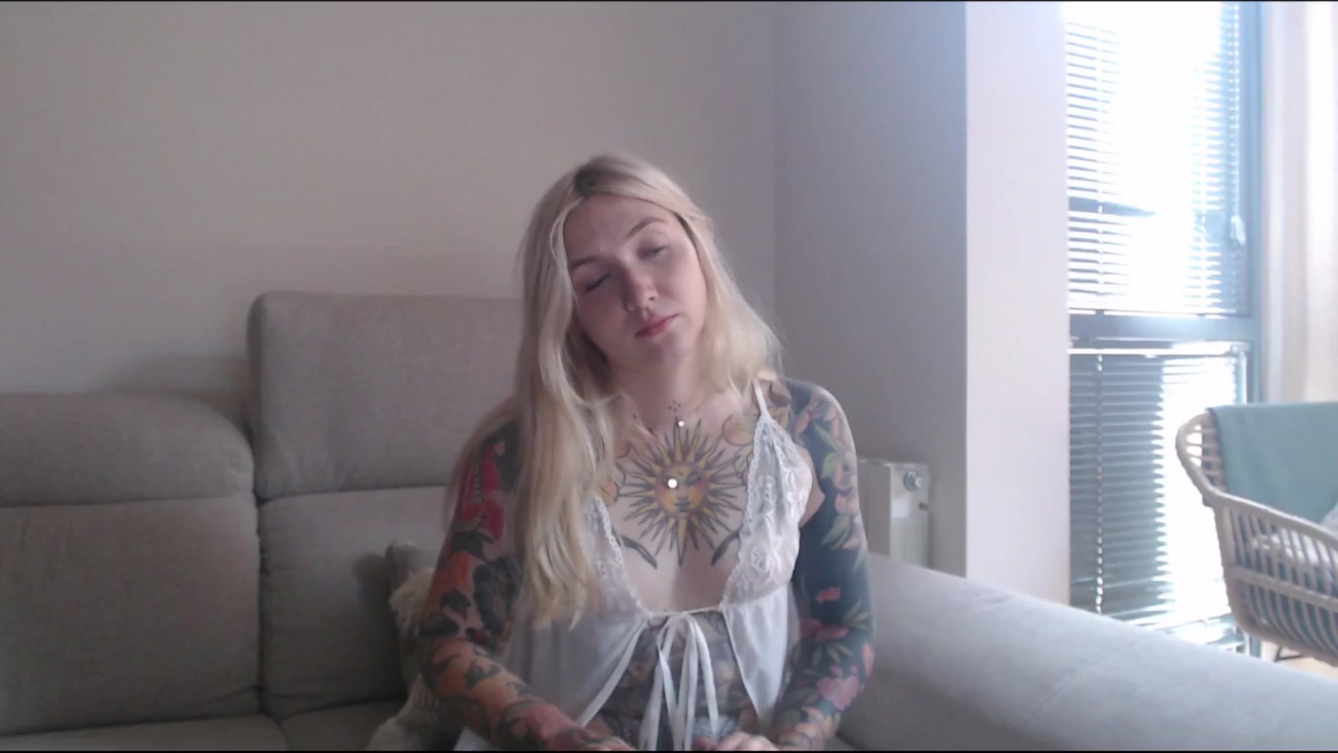 Gallery image thumbnail from Tattoo_bbgirl's myfreecams stream on, 06/13/2025, 18:34 image 11 of 20