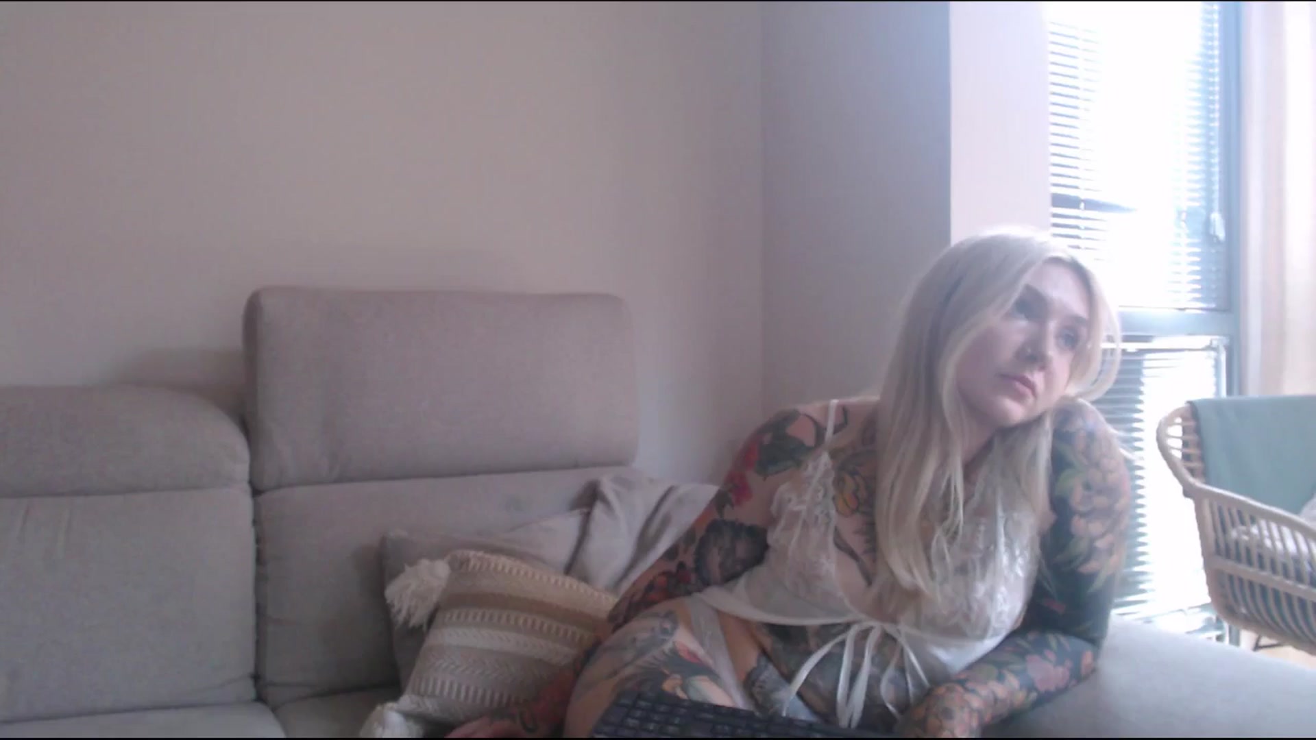Gallery image thumbnail from Tattoo_bbgirl's myfreecams stream on, 06/13/2025, 18:34 image 17 of 20