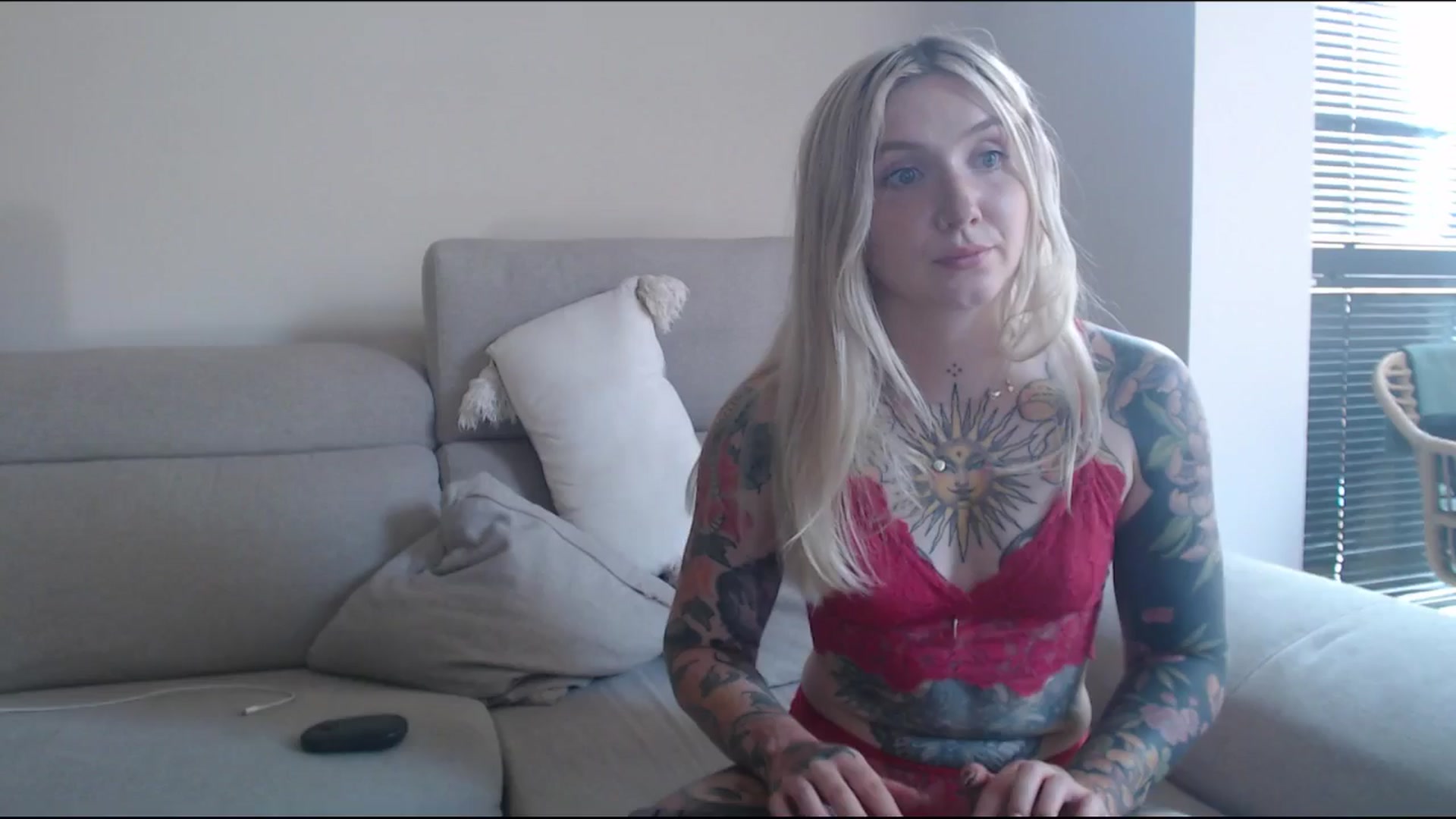 Gallery image thumbnail from Tattoo_bbgirl's myfreecams stream on, 06/16/2025, 17:34 image 15 of 20