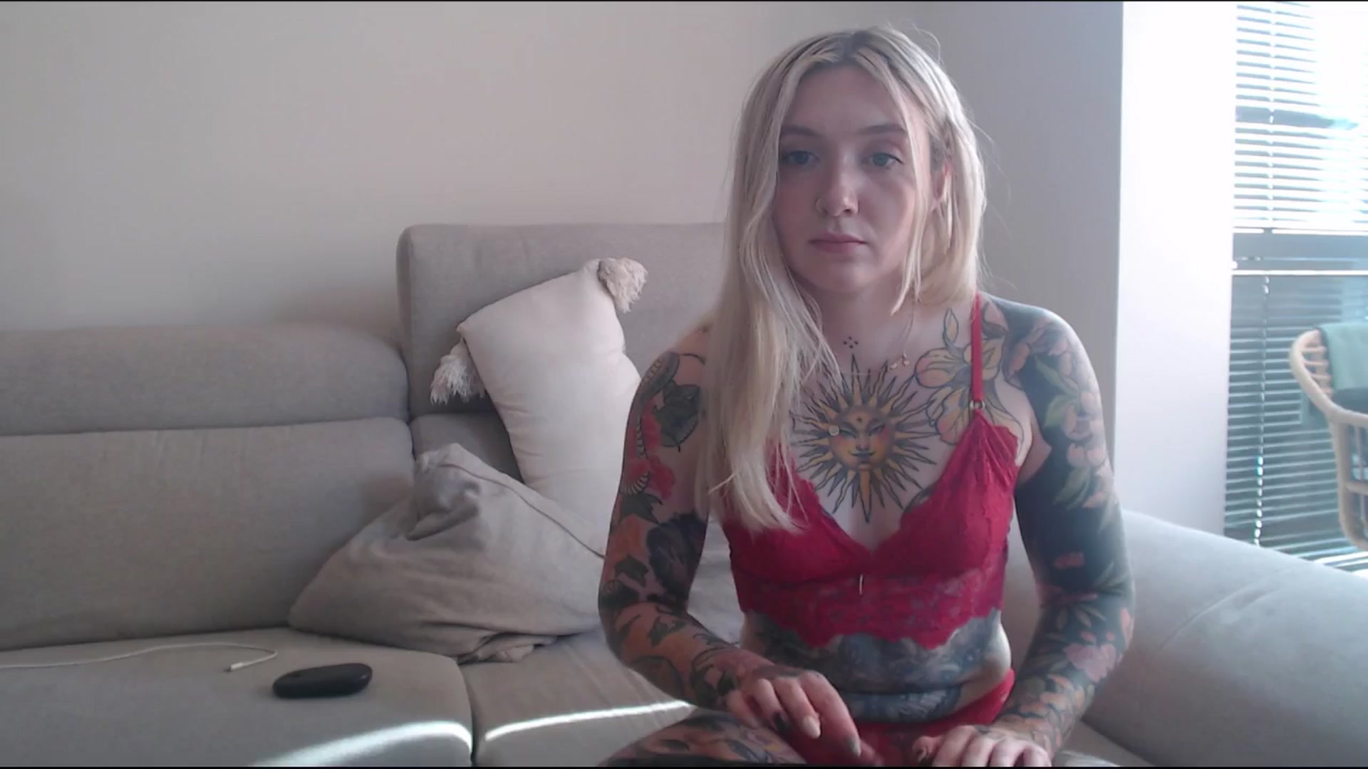 Gallery image thumbnail from Tattoo_bbgirl's myfreecams stream on, 06/16/2025, 17:34 image 12 of 20