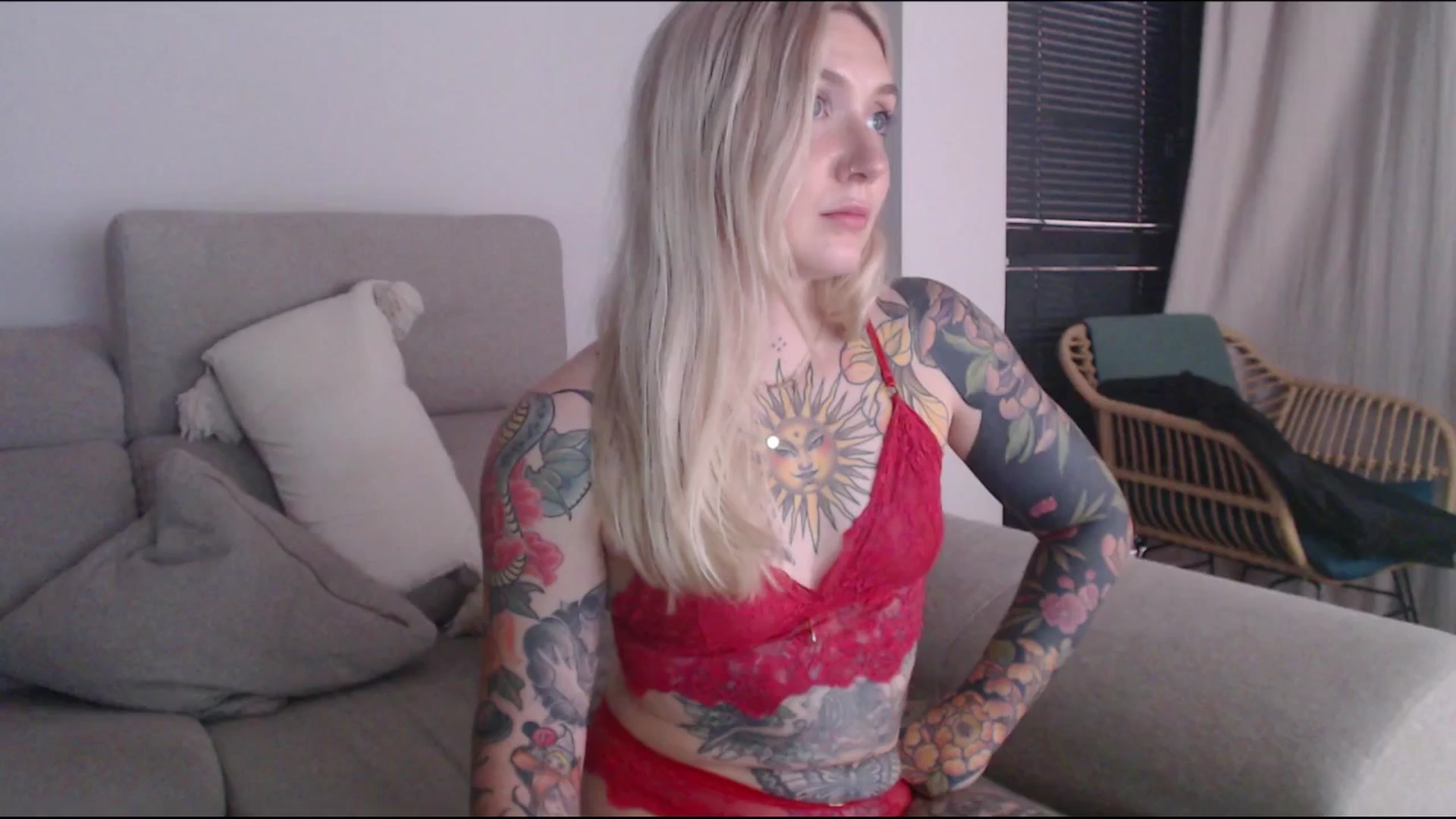 Gallery image thumbnail from Tattoo_bbgirl's myfreecams stream on, 06/16/2025, 22:25 image 8 of 20