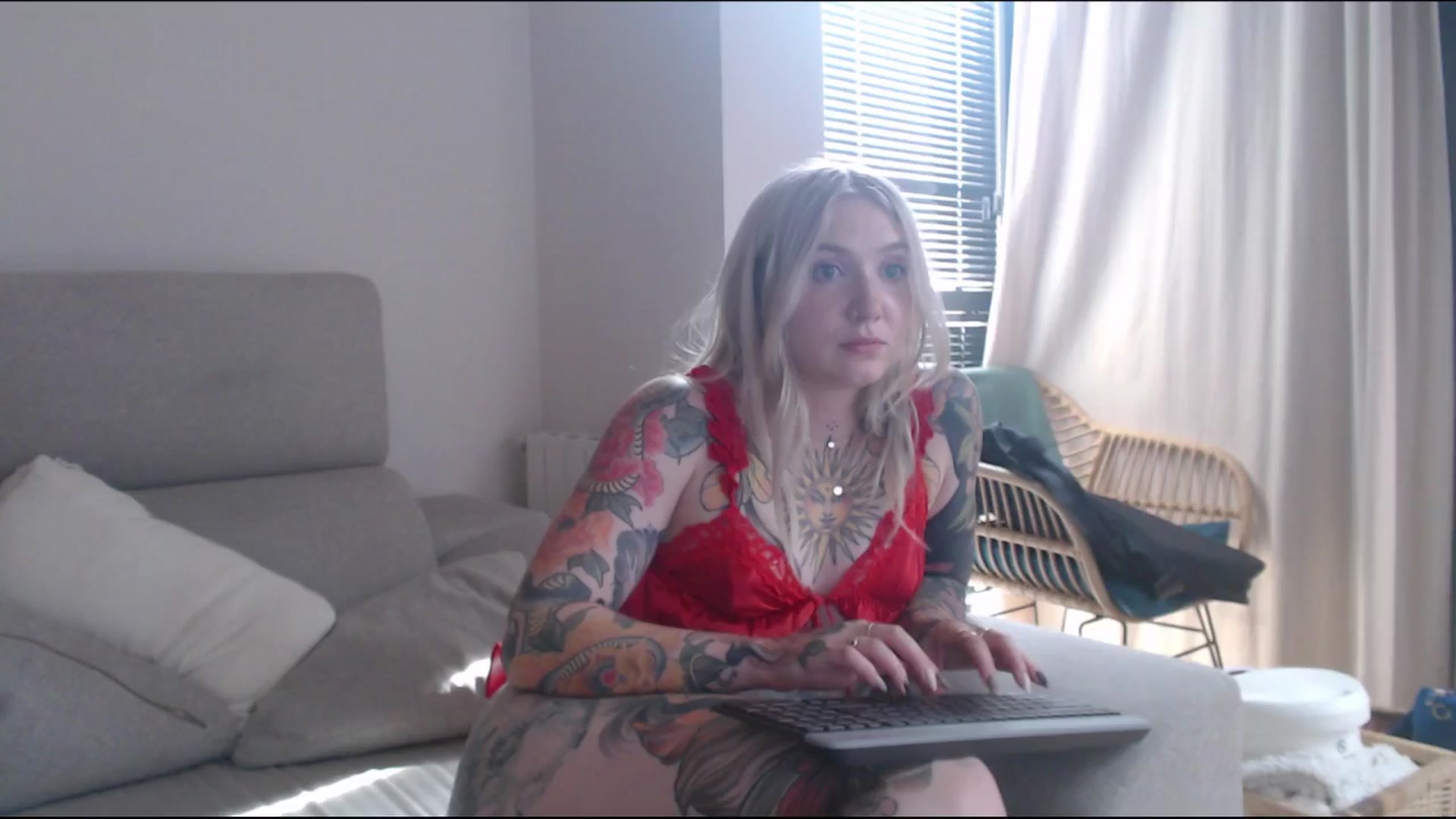 Gallery image thumbnail from Tattoo_bbgirl's myfreecams stream on, 06/19/2025, 21:27 image 3 of 20