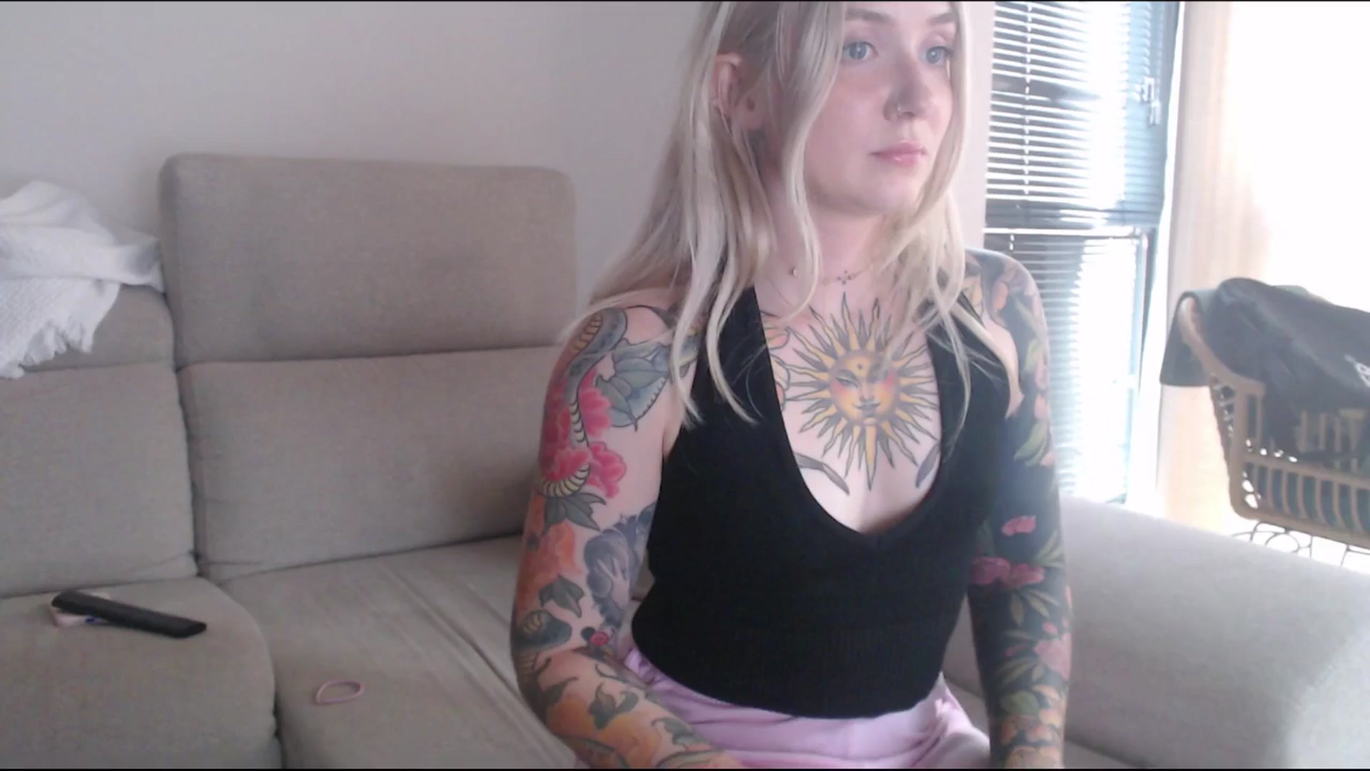 Gallery image thumbnail from Tattoo_bbgirl's myfreecams stream on, 06/28/2025, 19:56 image 7 of 20