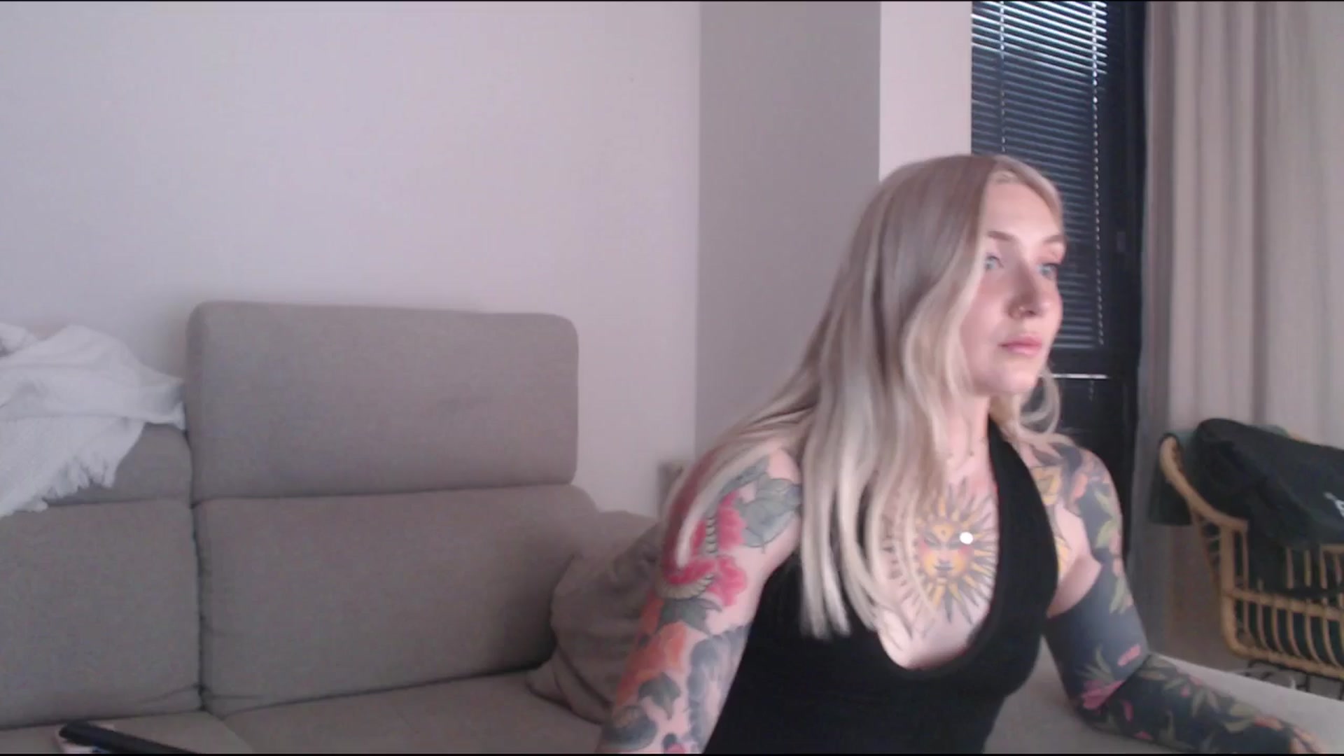 Gallery image thumbnail from Tattoo_bbgirl's myfreecams stream on, 06/28/2025, 19:56 image 19 of 20