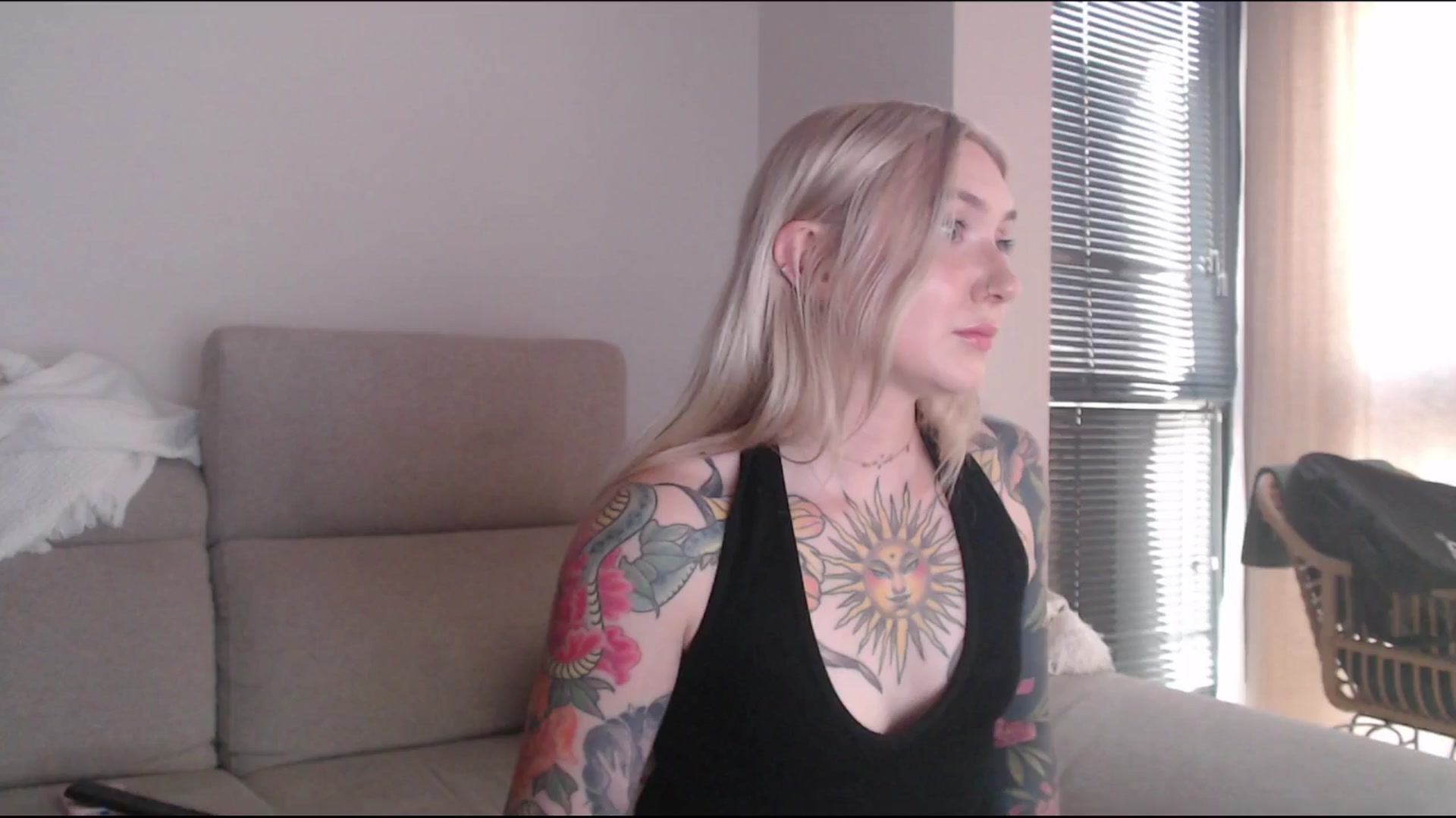 Gallery image thumbnail from Tattoo_bbgirl's myfreecams stream on, 06/28/2025, 19:56 image 14 of 20