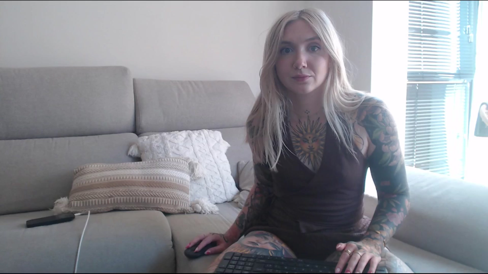 Gallery image thumbnail from Tattoo_bbgirl's myfreecams stream on, 07/04/2025, 19:38 image 1 of 20