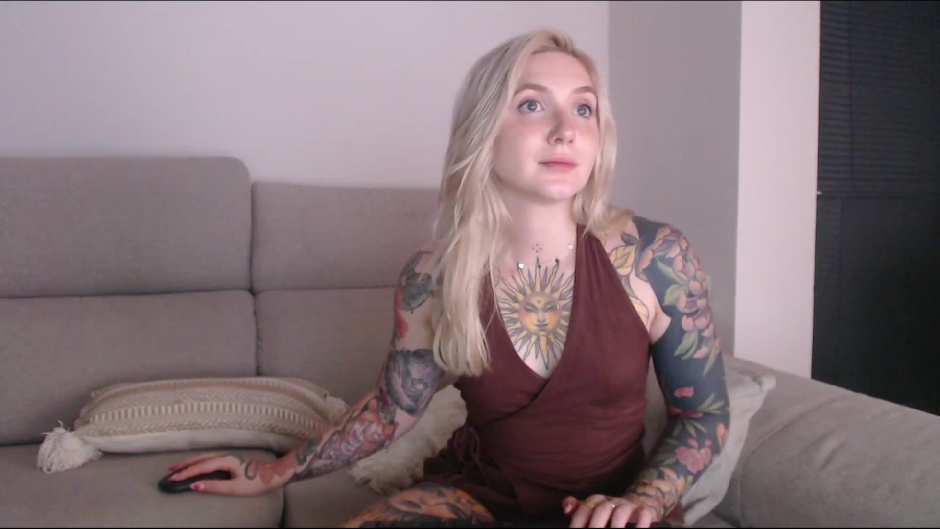 Gallery image thumbnail from Tattoo_bbgirl's myfreecams stream on, 07/04/2025, 20:22 image 16 of 20