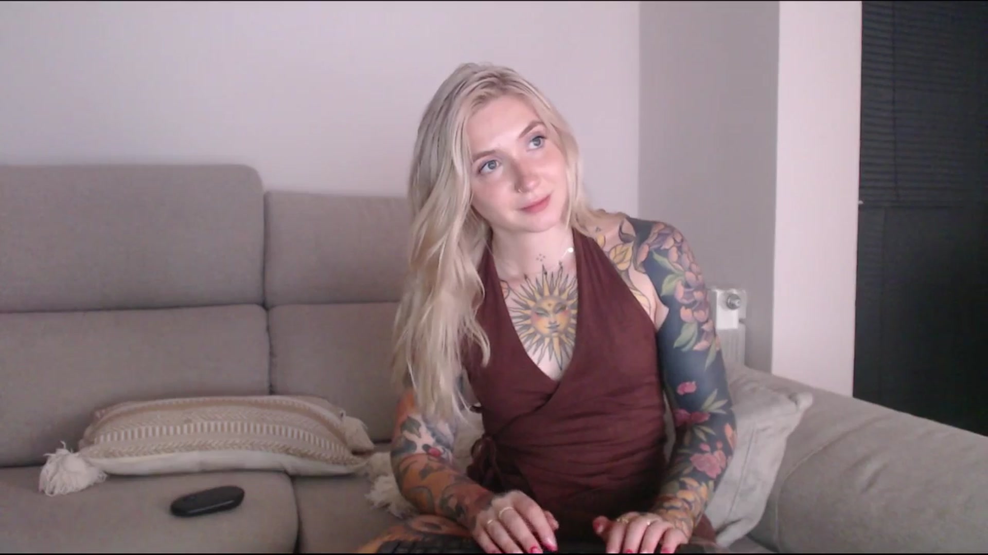Gallery image thumbnail from Tattoo_bbgirl's myfreecams stream on, 07/04/2025, 20:22 image 18 of 20