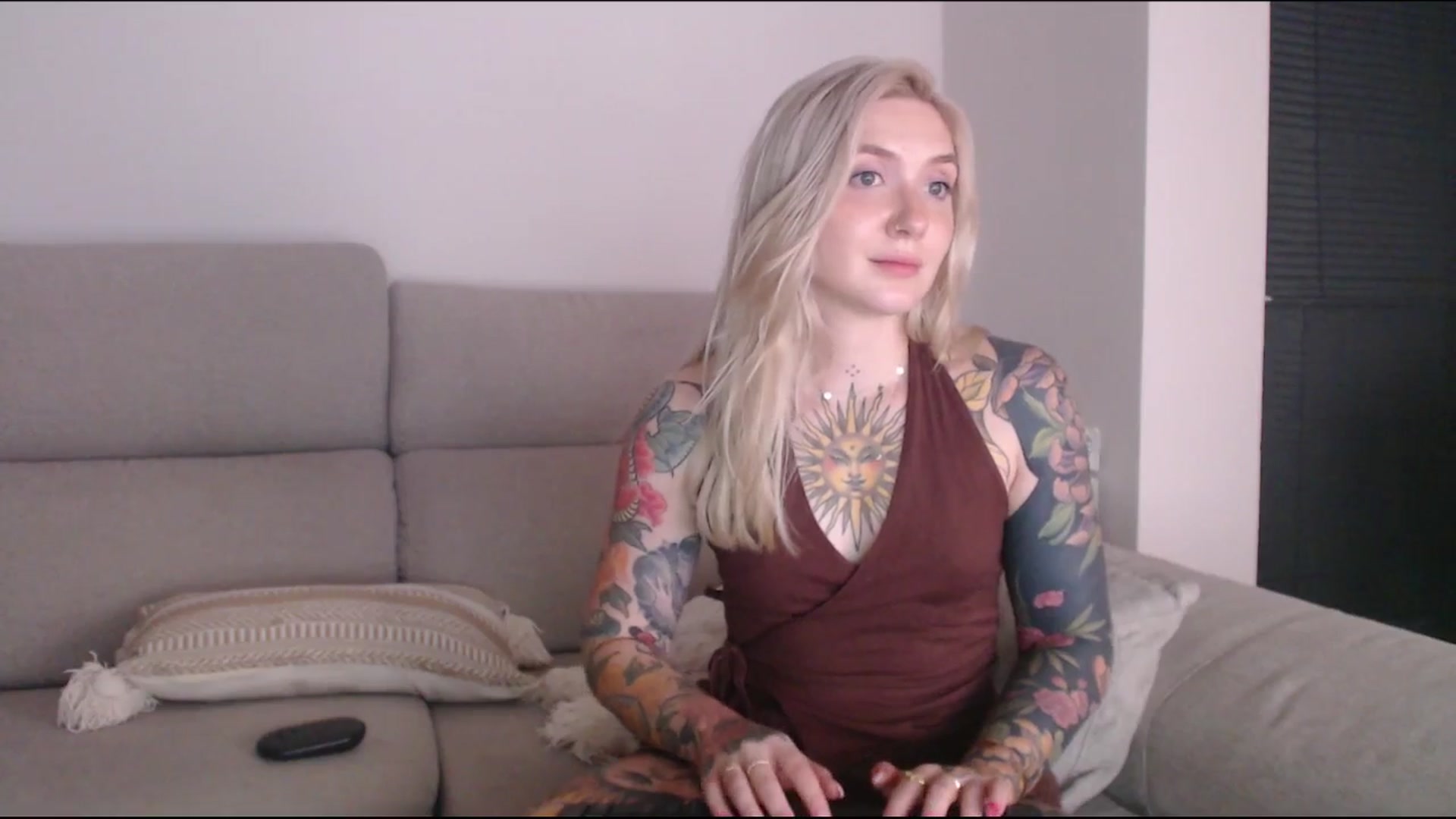 Gallery image thumbnail from Tattoo_bbgirl's myfreecams stream on, 07/04/2025, 20:22 image 17 of 20