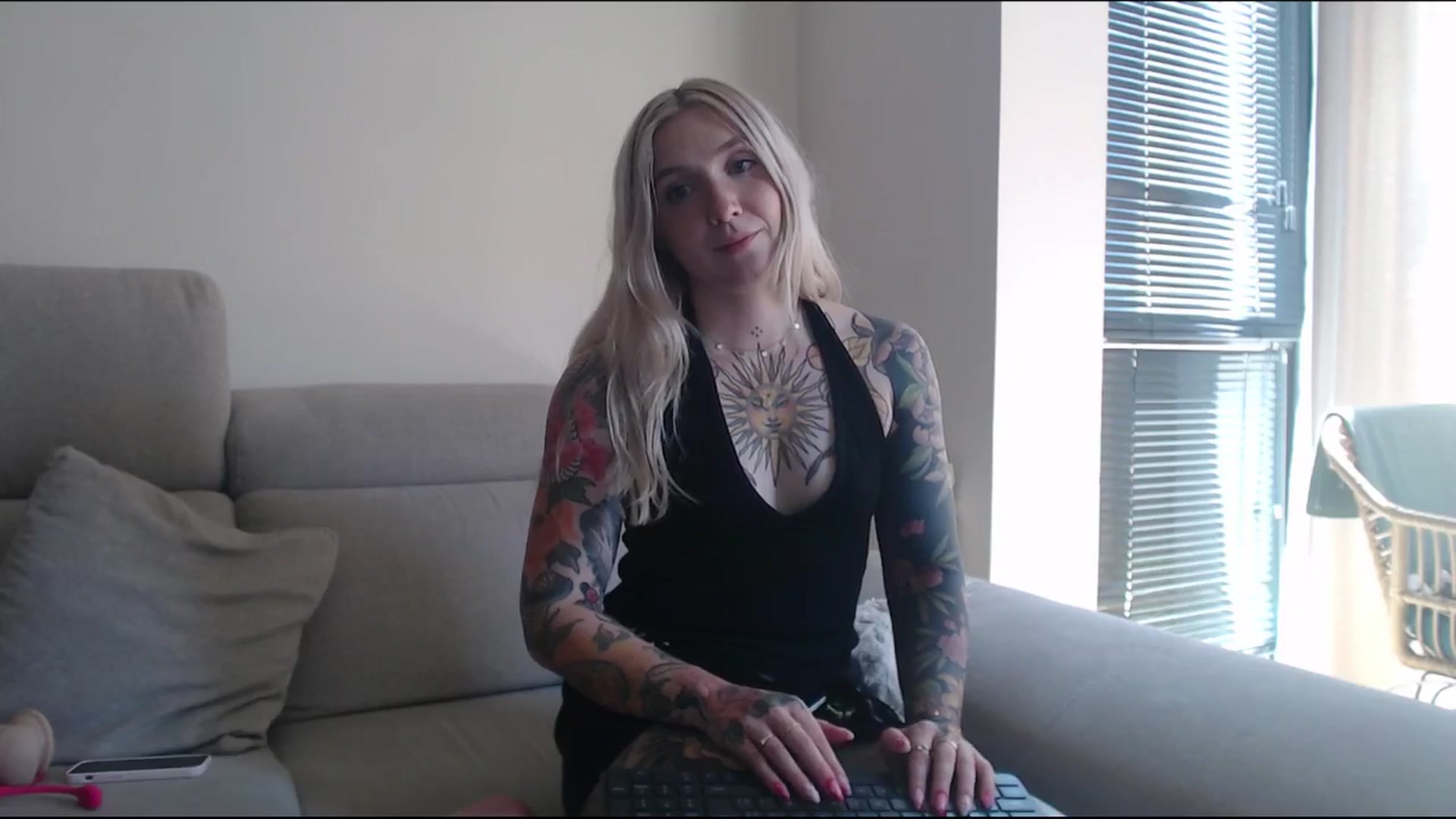Gallery image thumbnail from Tattoo_bbgirl's myfreecams stream on, 07/07/2025, 14:23 image 19 of 20