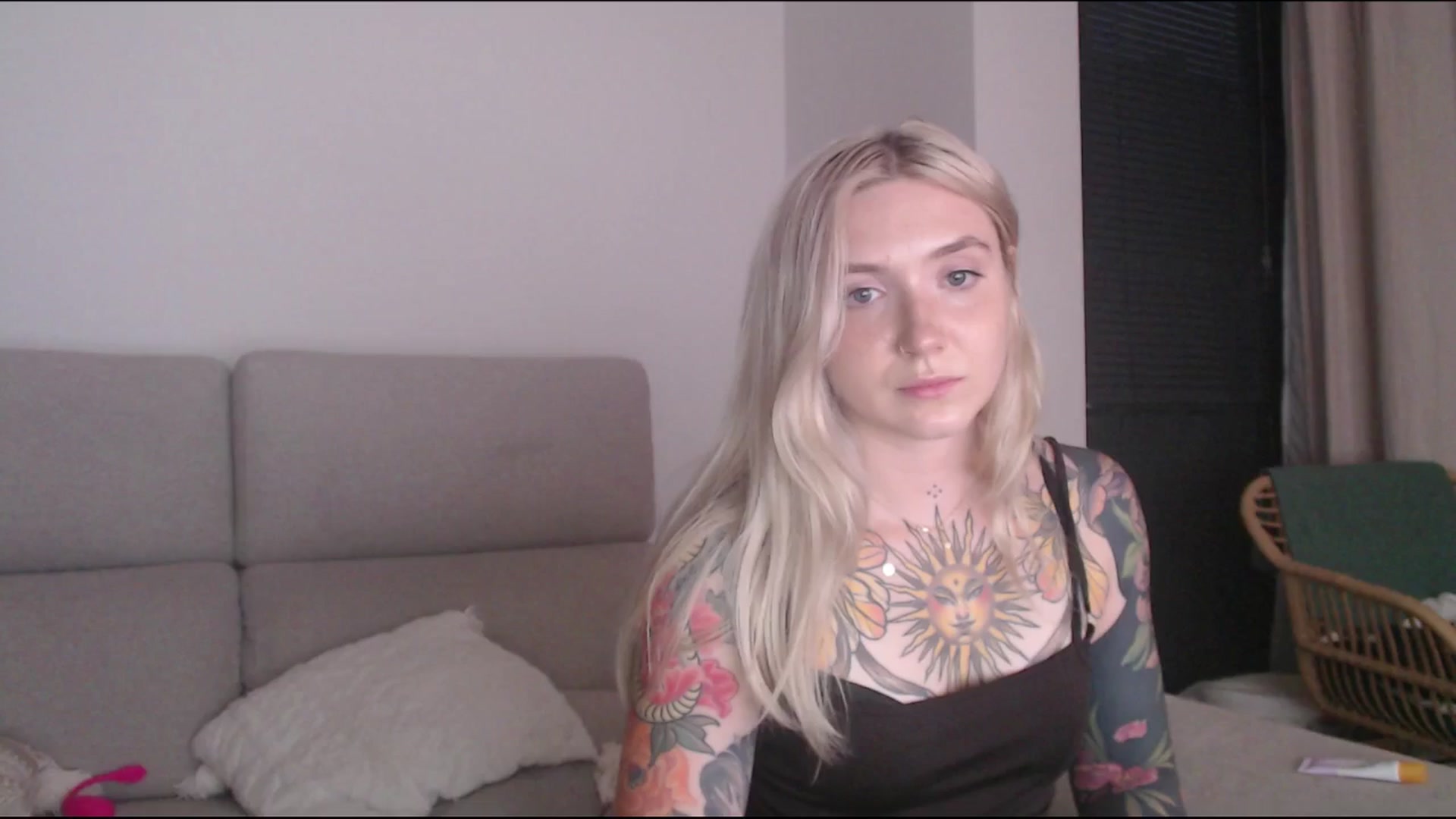 Gallery image thumbnail from Tattoo_bbgirl's myfreecams stream on, 07/16/2025, 21:05 image 1 of 20