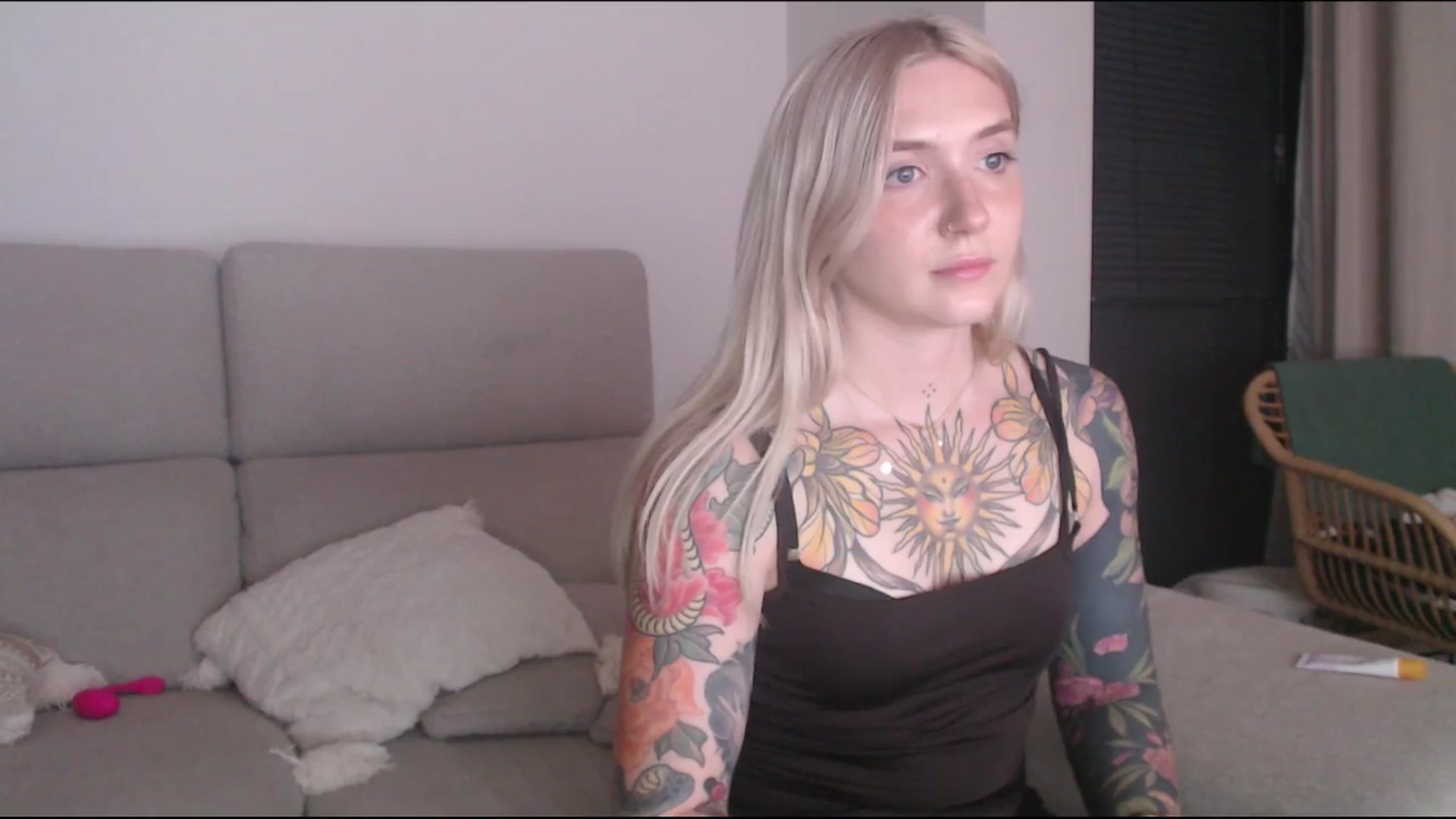 Gallery image thumbnail from Tattoo_bbgirl's myfreecams stream on, 07/16/2025, 21:05 image 5 of 20
