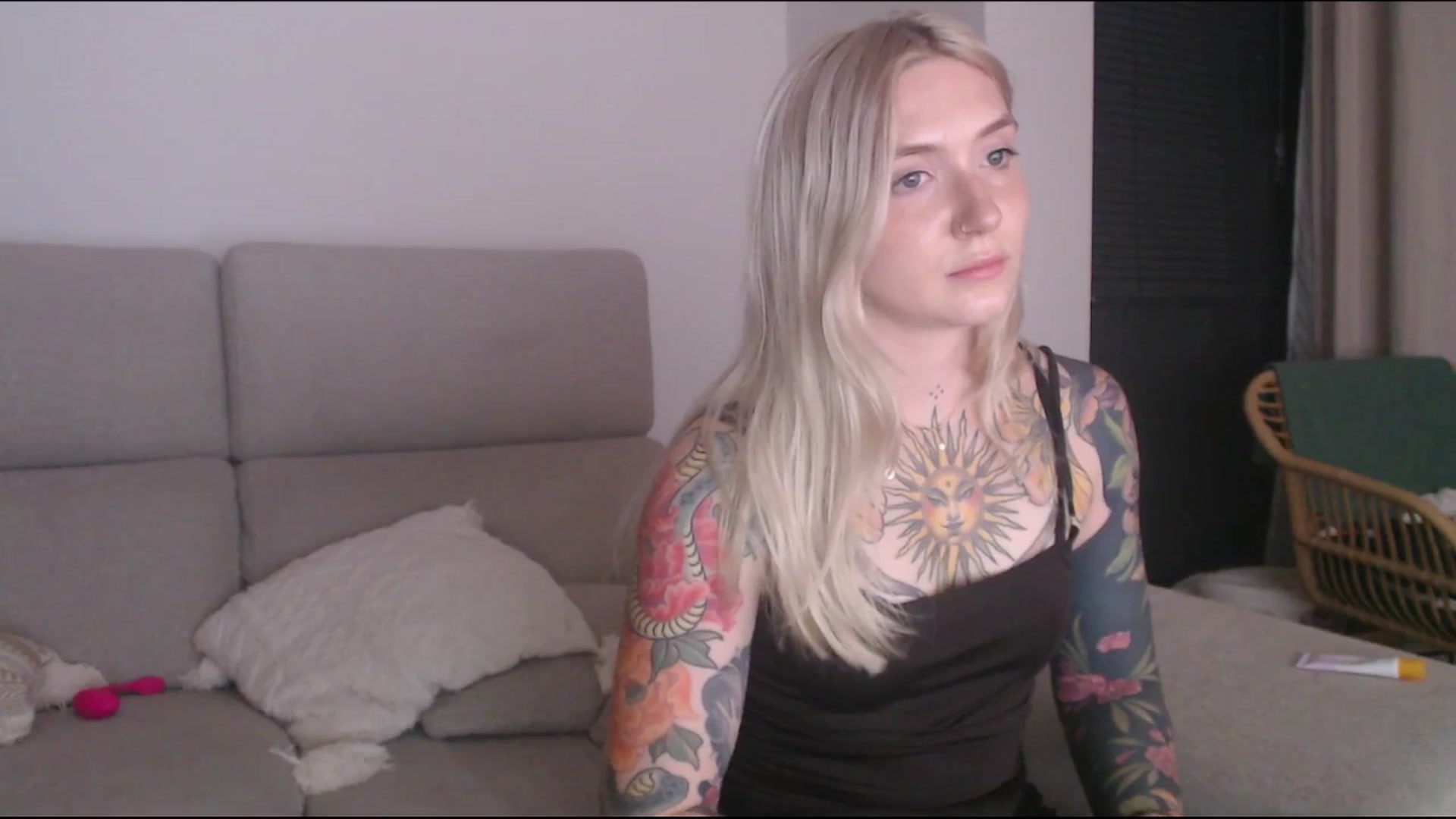 Gallery image thumbnail from Tattoo_bbgirl's myfreecams stream on, 07/16/2025, 21:05 image 2 of 20