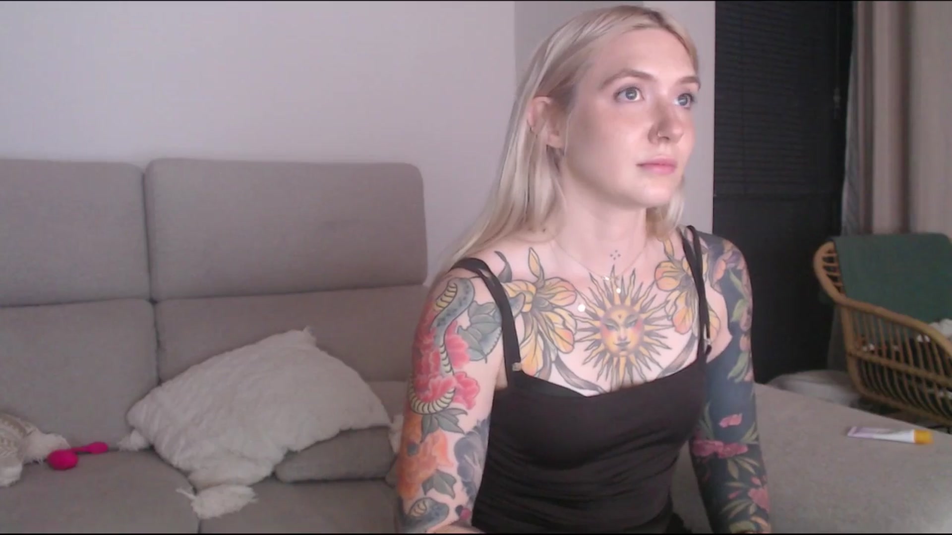 Gallery image thumbnail from Tattoo_bbgirl's myfreecams stream on, 07/16/2025, 21:05 image 4 of 20
