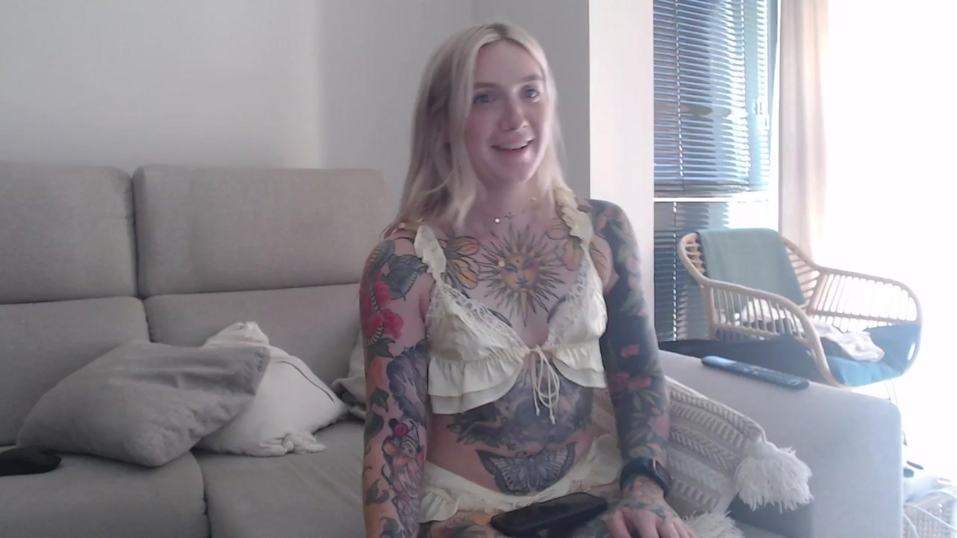 Gallery image thumbnail from Tattoo_bbgirl's myfreecams stream on, 07/29/2025, 14:07 image 9 of 20