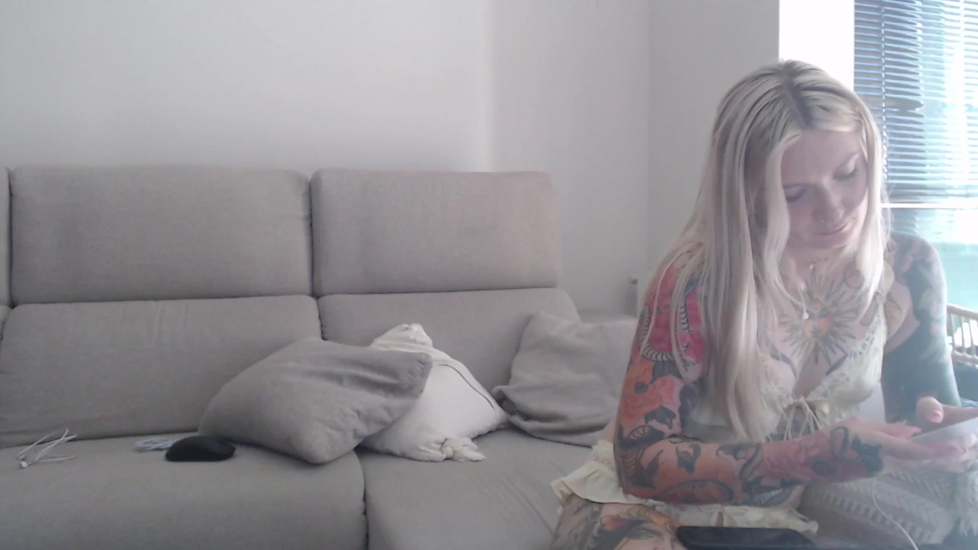 Gallery image thumbnail from Tattoo_bbgirl's myfreecams stream on, 07/29/2025, 14:07 image 17 of 20