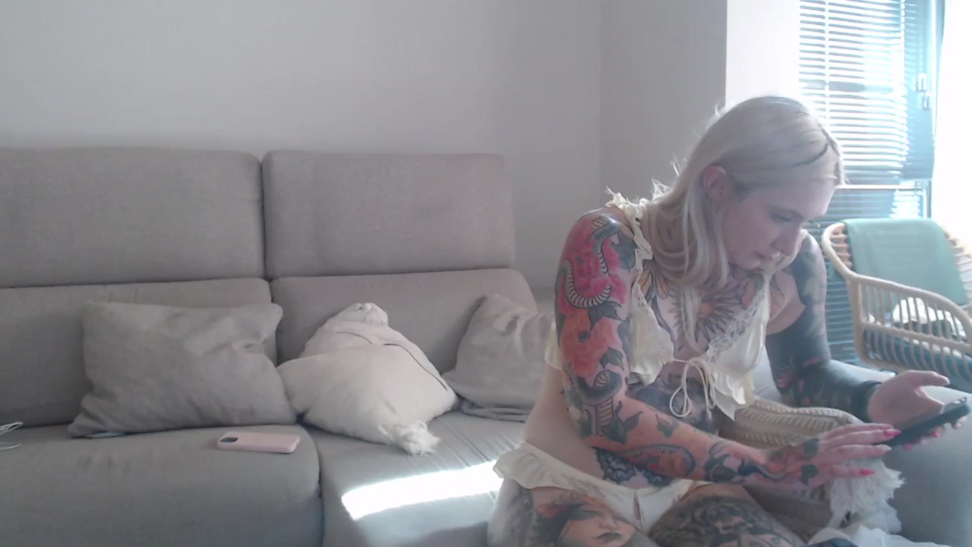Gallery image thumbnail from Tattoo_bbgirl's myfreecams stream on, 07/29/2025, 18:49 image 12 of 20