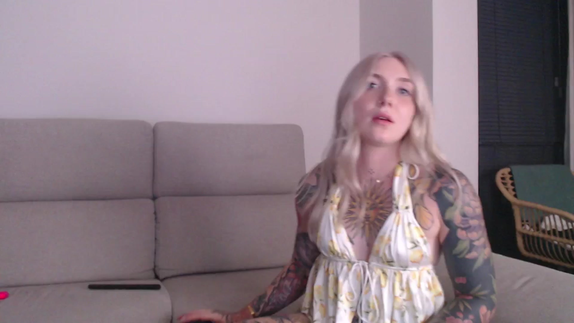 Gallery image thumbnail from Tattoo_bbgirl's myfreecams stream on, 08/02/2025, 21:04 image 18 of 20