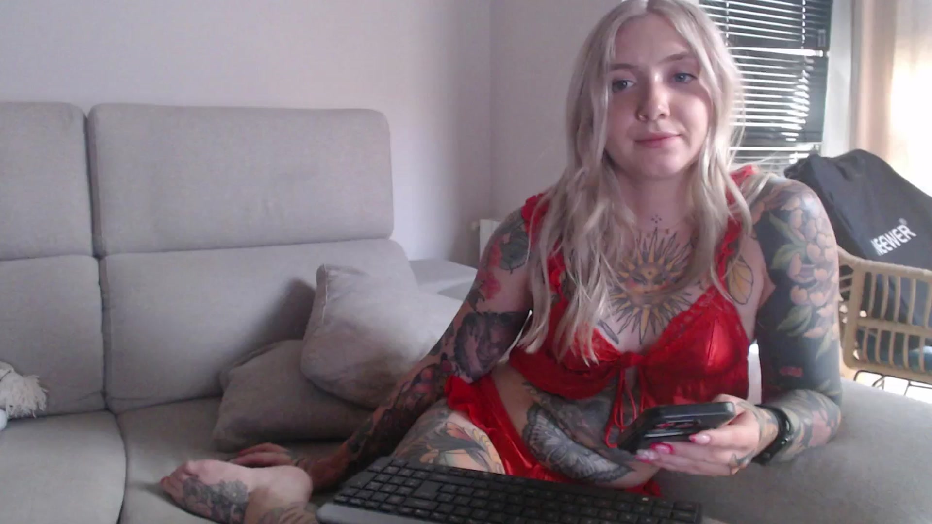 Gallery image thumbnail from Tattoo_bbgirl's myfreecams stream on, 08/04/2025, 20:09 image 15 of 20