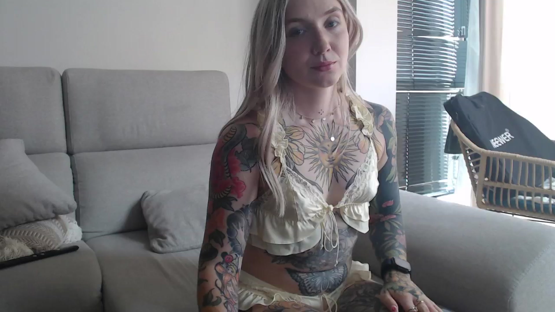 Gallery image thumbnail from Tattoo_bbgirl's myfreecams stream on, 08/06/2025, 13:21 image 1 of 20