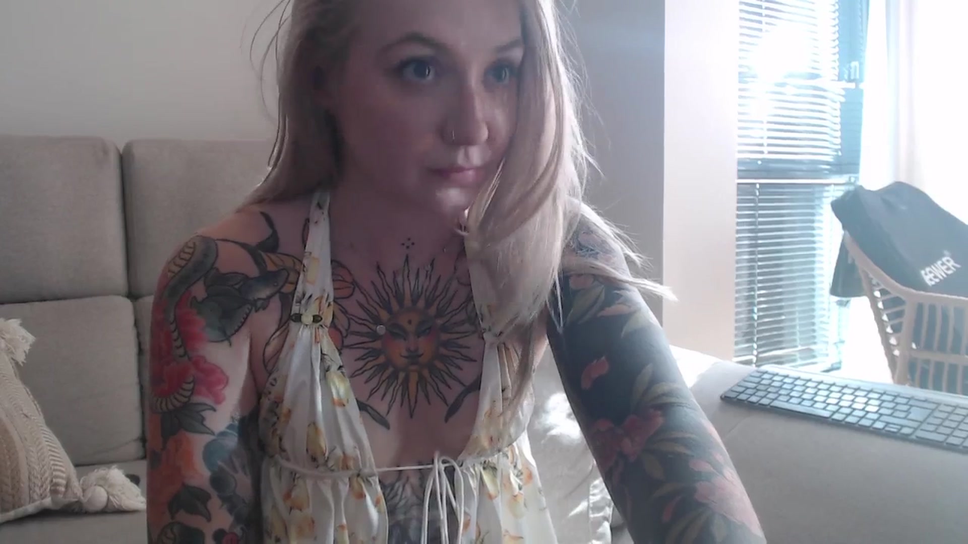Gallery image thumbnail from Tattoo_bbgirl's myfreecams stream on, 08/08/2025, 16:57 image 12 of 20