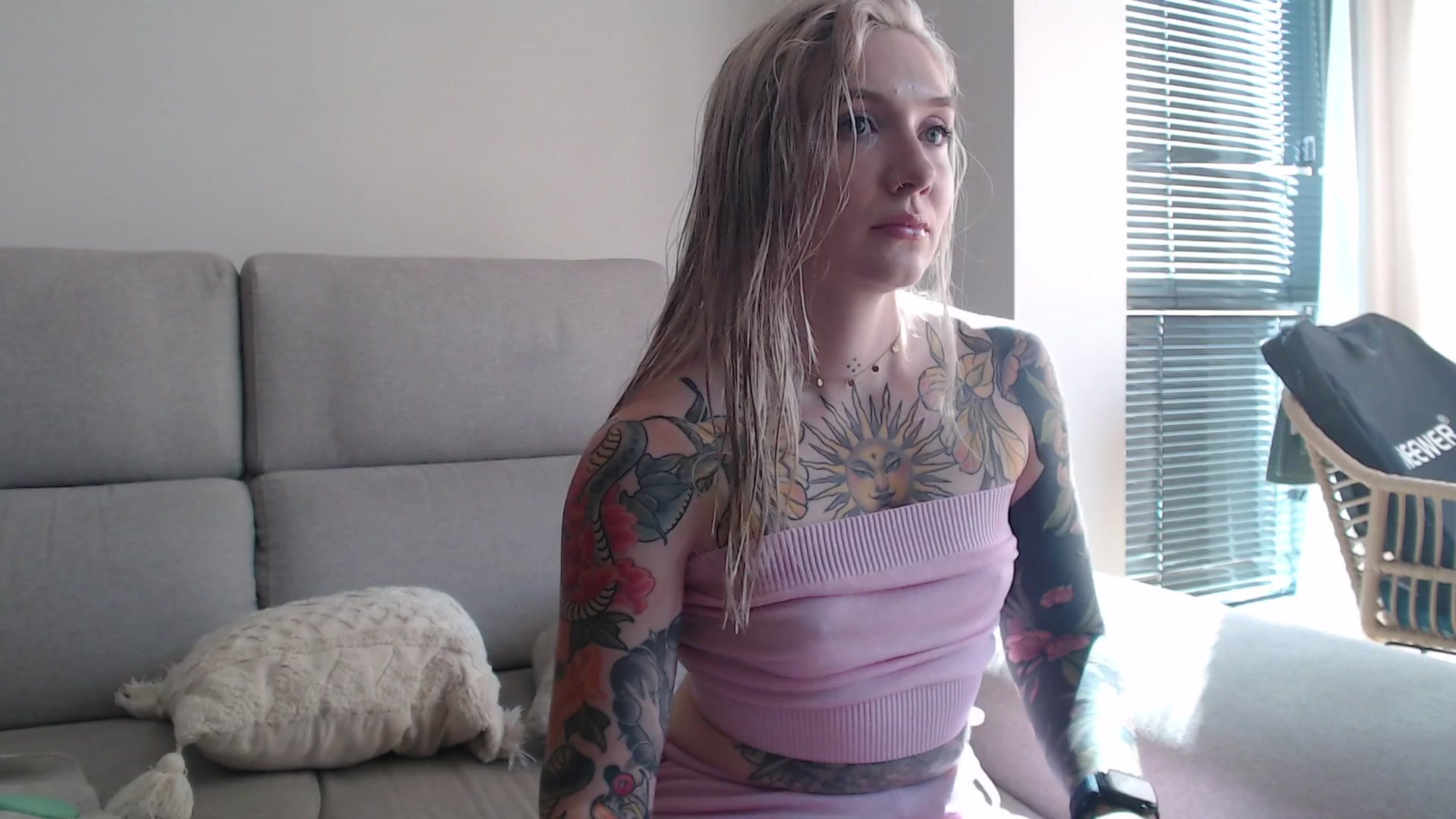 Gallery image thumbnail from Tattoo_bbgirl's myfreecams stream on, 08/09/2025, 16:29 image 4 of 20
