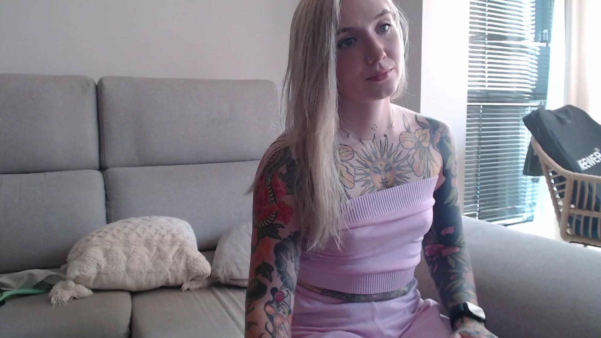 Gallery image thumbnail from Tattoo_bbgirl's myfreecams stream on, 08/09/2025, 16:56 image 11 of 20