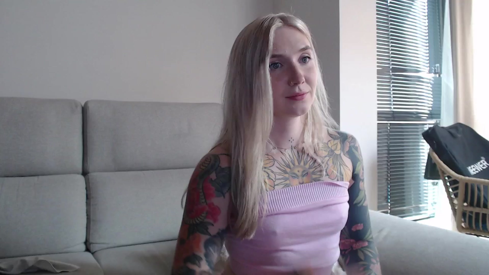 Gallery image thumbnail from Tattoo_bbgirl's myfreecams stream on, 08/09/2025, 18:02 image 16 of 20