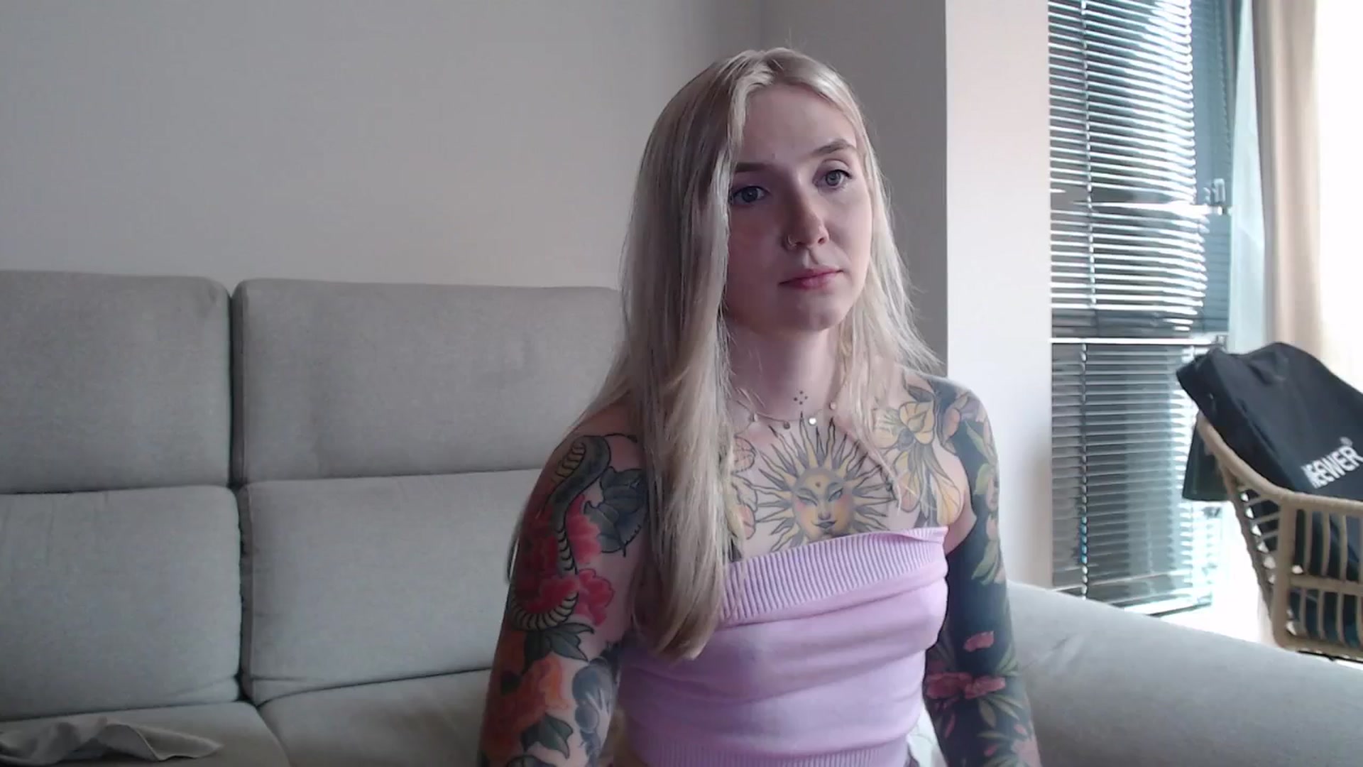 Gallery image thumbnail from Tattoo_bbgirl's myfreecams stream on, 08/09/2025, 18:02 image 17 of 20
