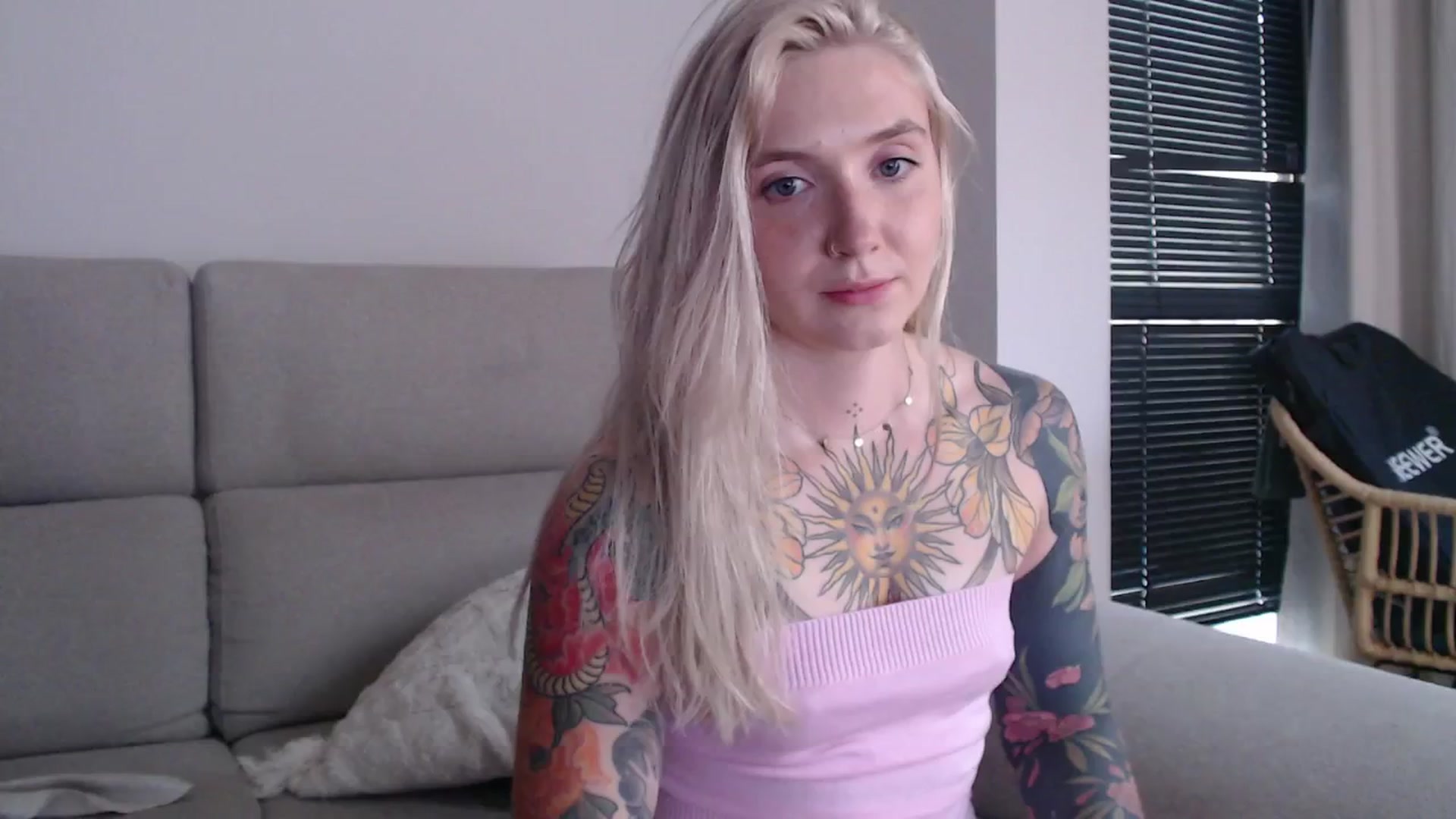 Gallery image thumbnail from Tattoo_bbgirl's myfreecams stream on, 08/09/2025, 18:45 image 18 of 20