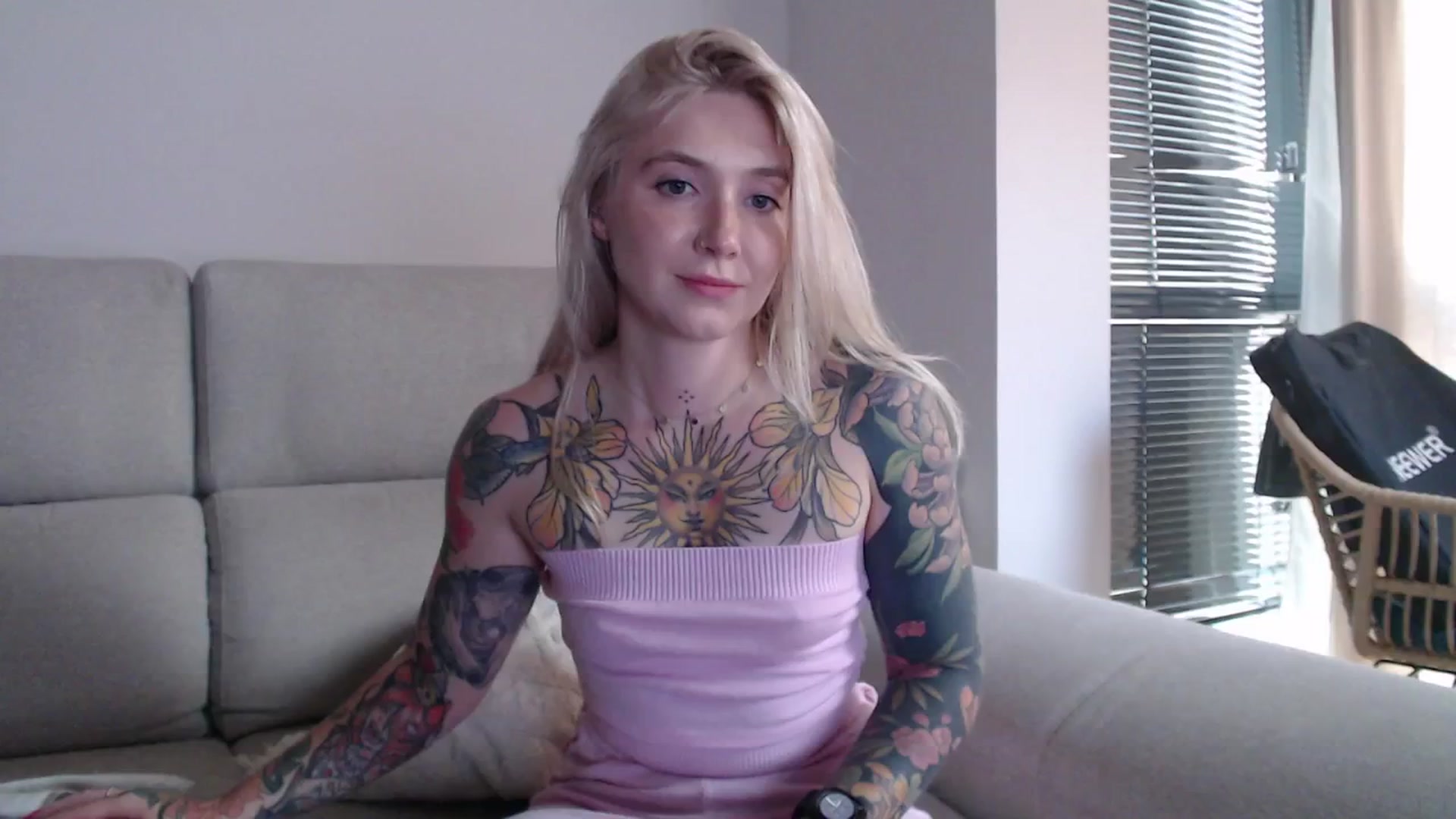Gallery image thumbnail from Tattoo_bbgirl's myfreecams stream on, 08/09/2025, 18:45 image 3 of 20