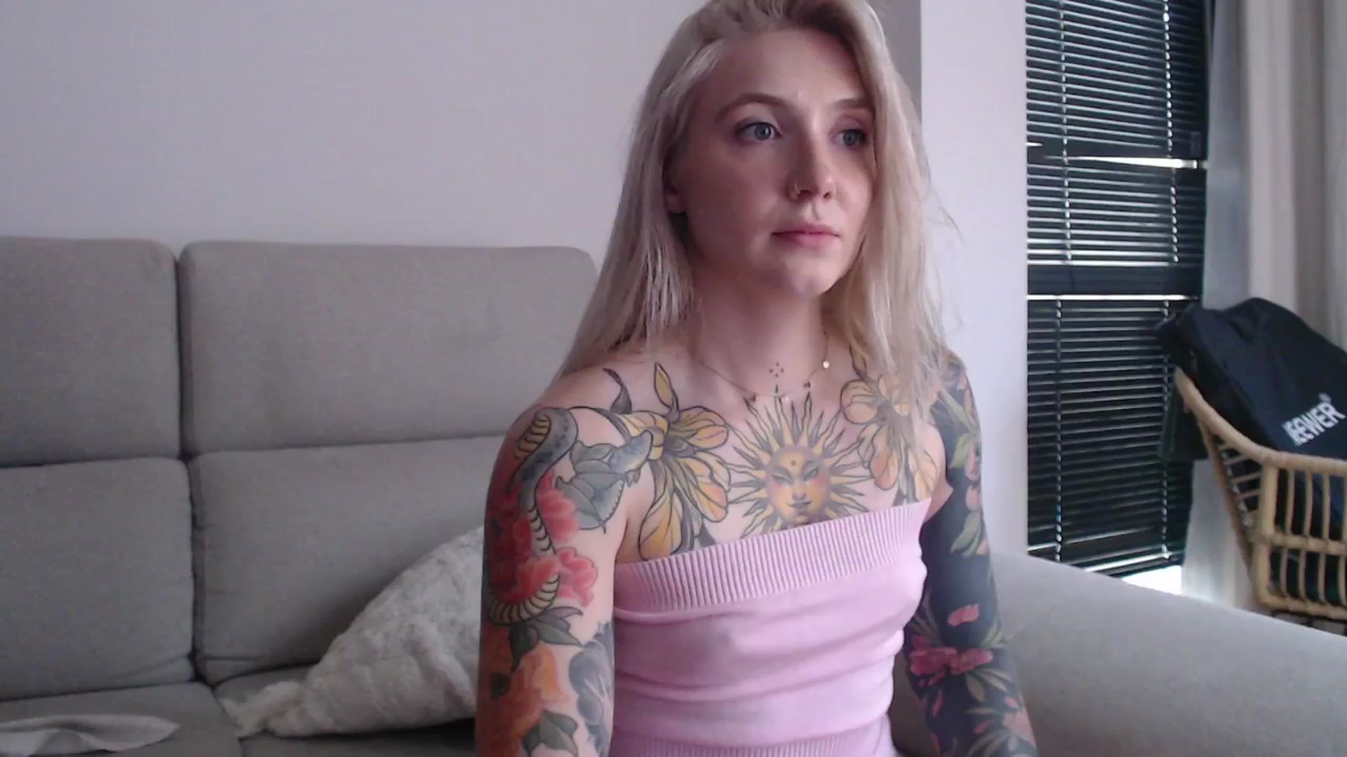Gallery image thumbnail from Tattoo_bbgirl's myfreecams stream on, 08/09/2025, 18:45 image 11 of 20