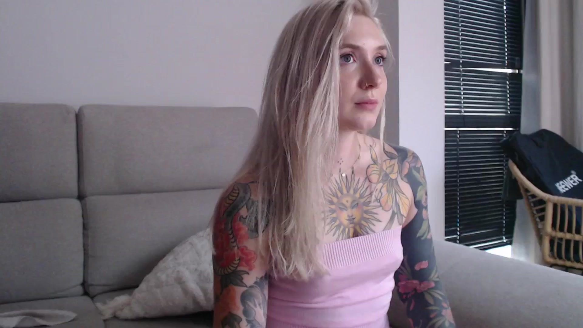 Gallery image thumbnail from Tattoo_bbgirl's myfreecams stream on, 08/09/2025, 18:45 image 16 of 20
