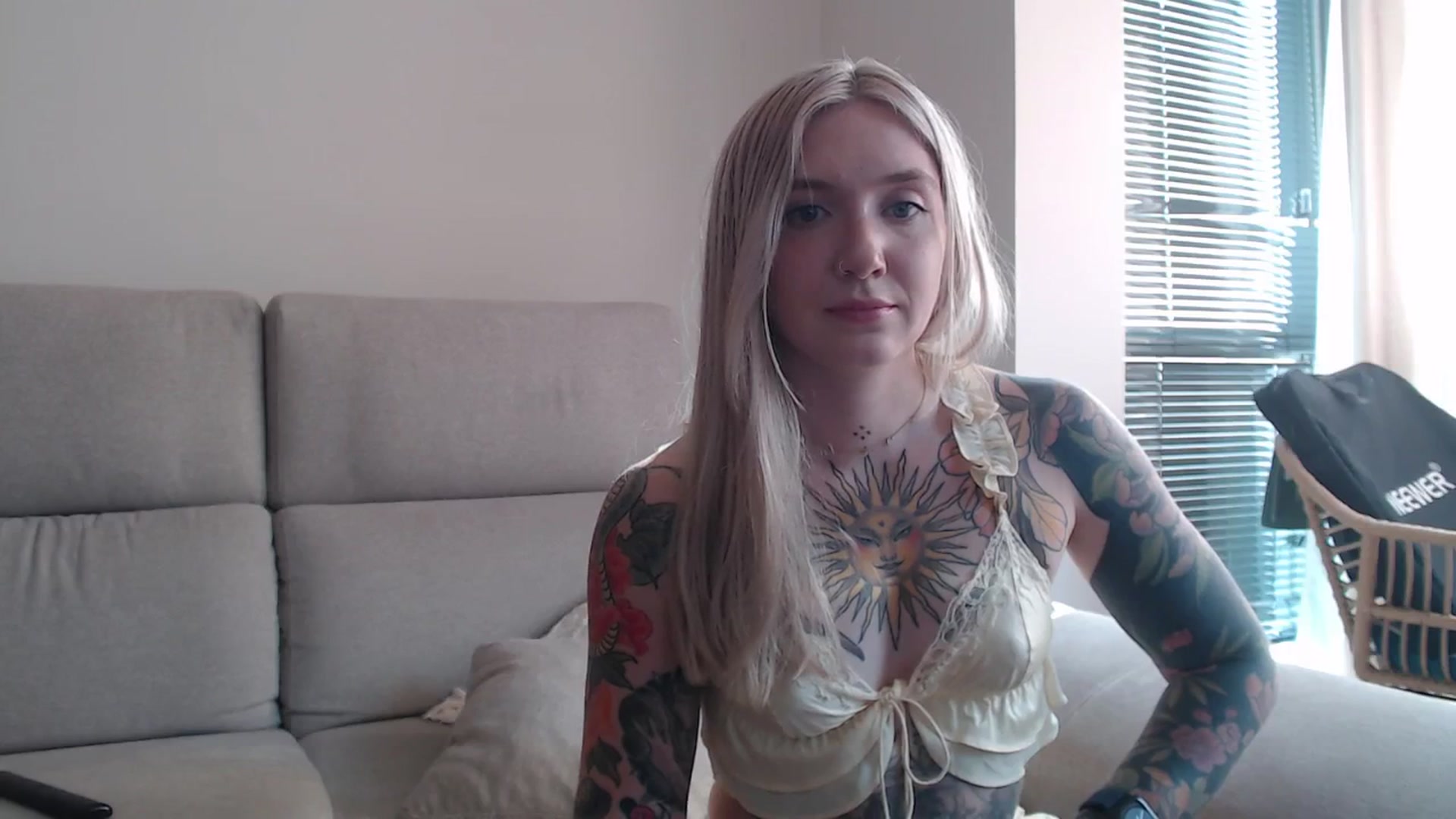Gallery image thumbnail from Tattoo_bbgirl's myfreecams stream on, 08/14/2025, 16:47 image 17 of 20