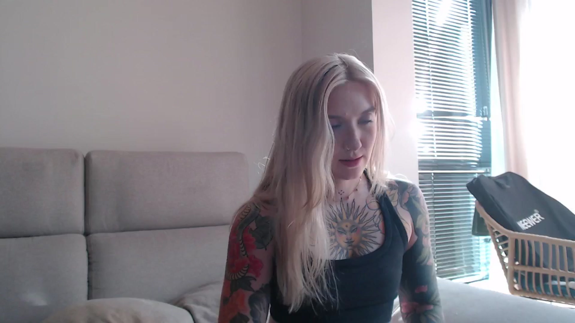 Gallery image thumbnail from Tattoo_bbgirl's myfreecams stream on, 08/16/2025, 16:36 image 3 of 20