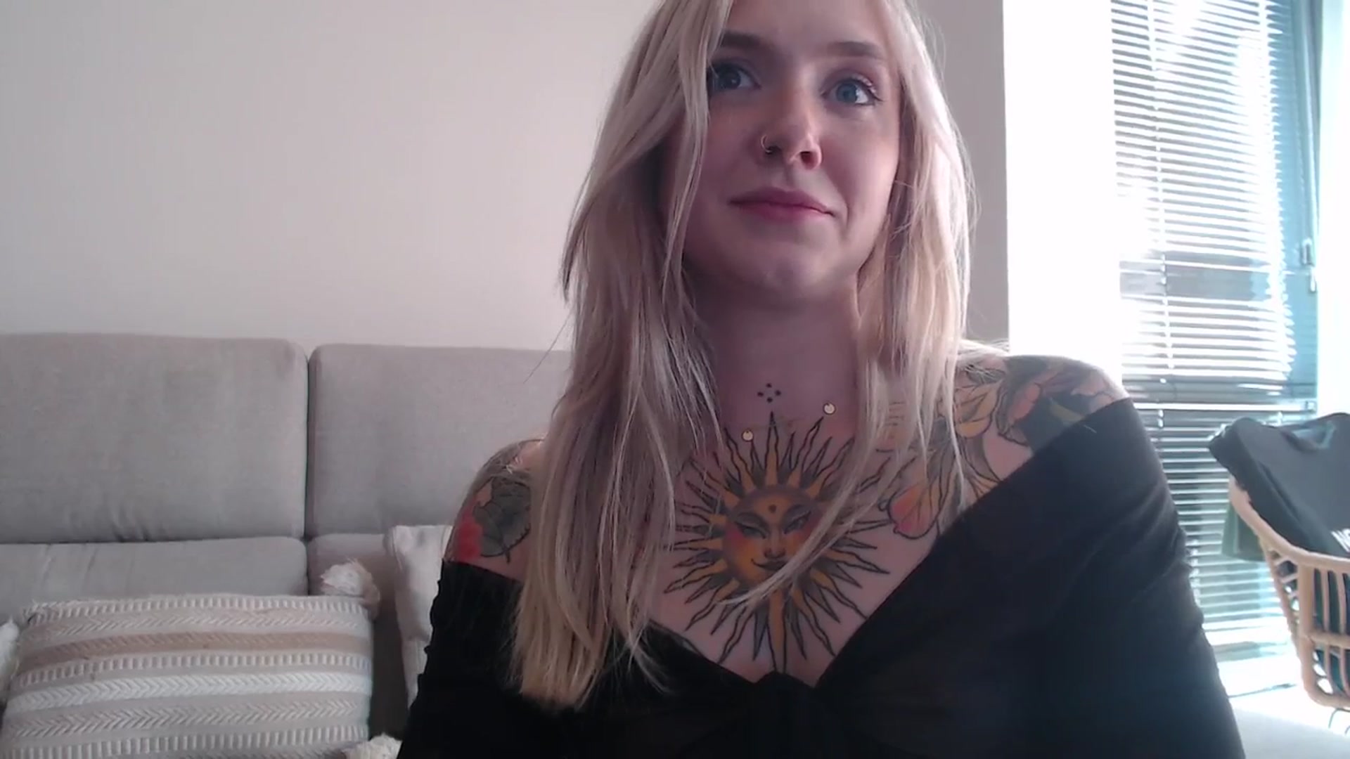 Gallery image thumbnail from Tattoo_bbgirl's myfreecams stream on, 08/19/2025, 19:33 image 2 of 20