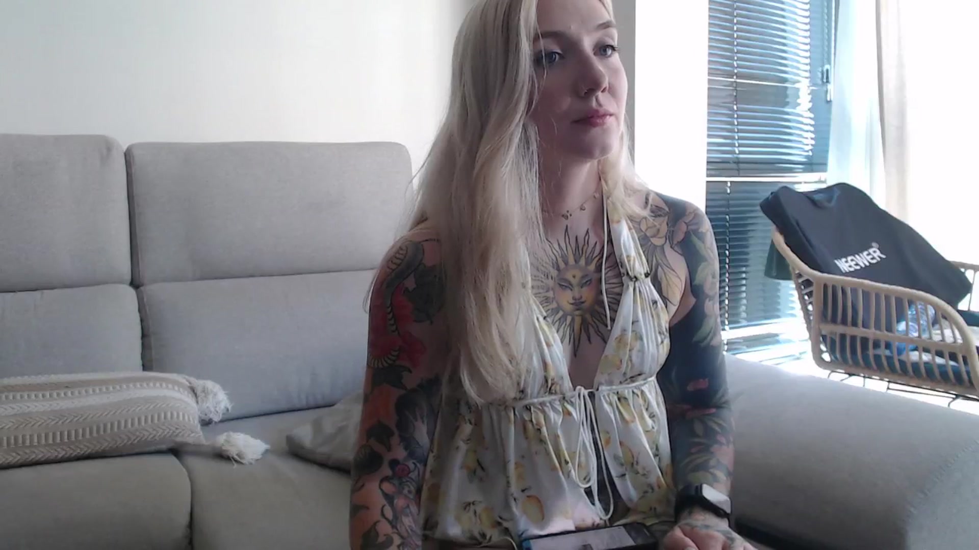 Gallery image thumbnail from Tattoo_bbgirl's myfreecams stream on, 08/22/2025, 12:46 image 3 of 20