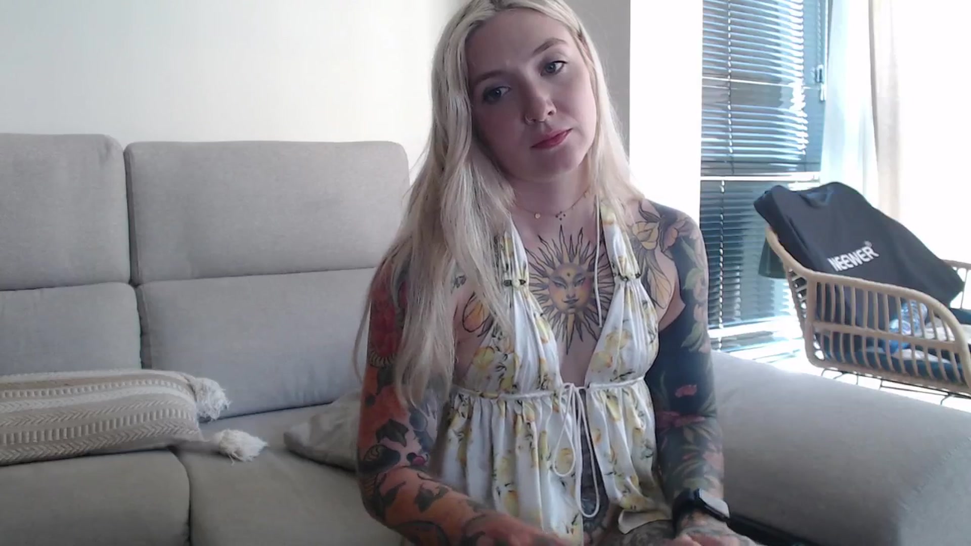 Gallery image thumbnail from Tattoo_bbgirl's myfreecams stream on, 08/22/2025, 12:46 image 6 of 20