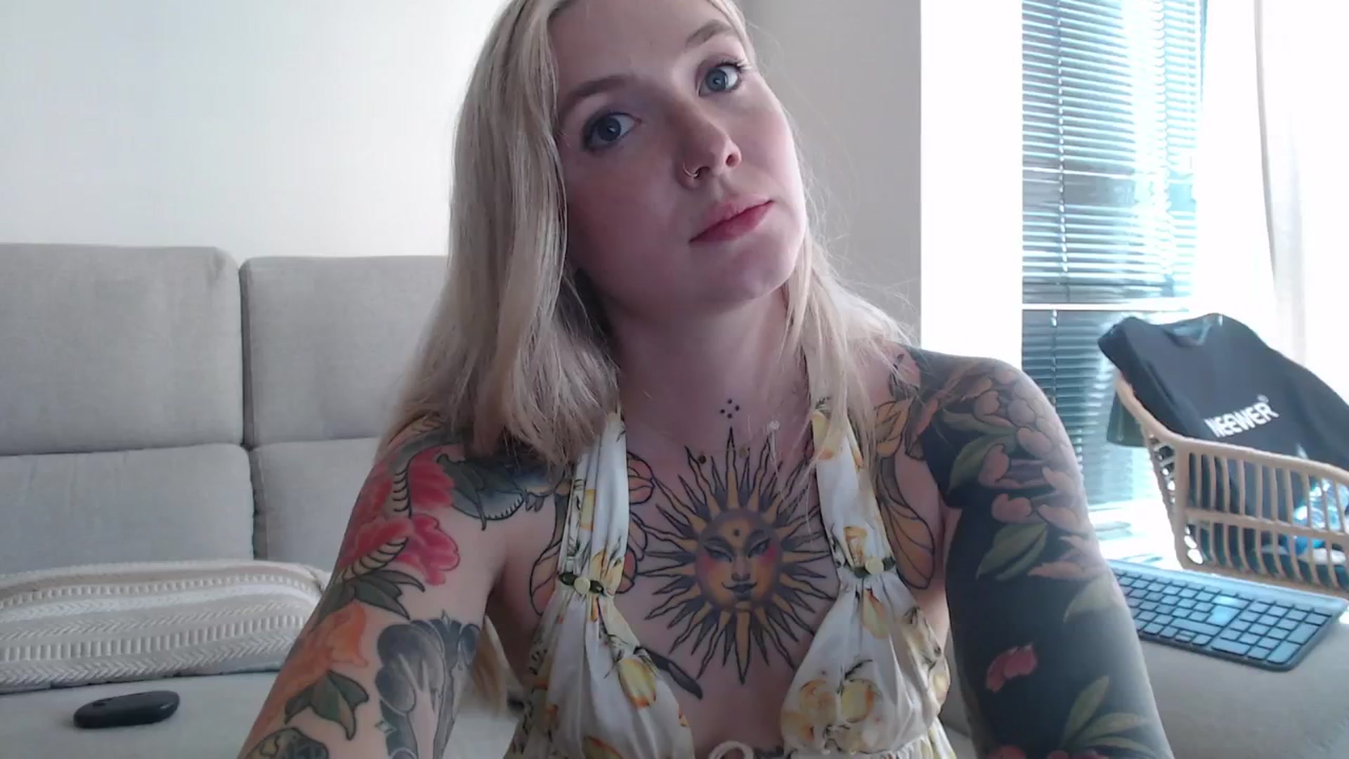 Gallery image thumbnail from Tattoo_bbgirl's myfreecams stream on, 08/22/2025, 14:14 image 15 of 20